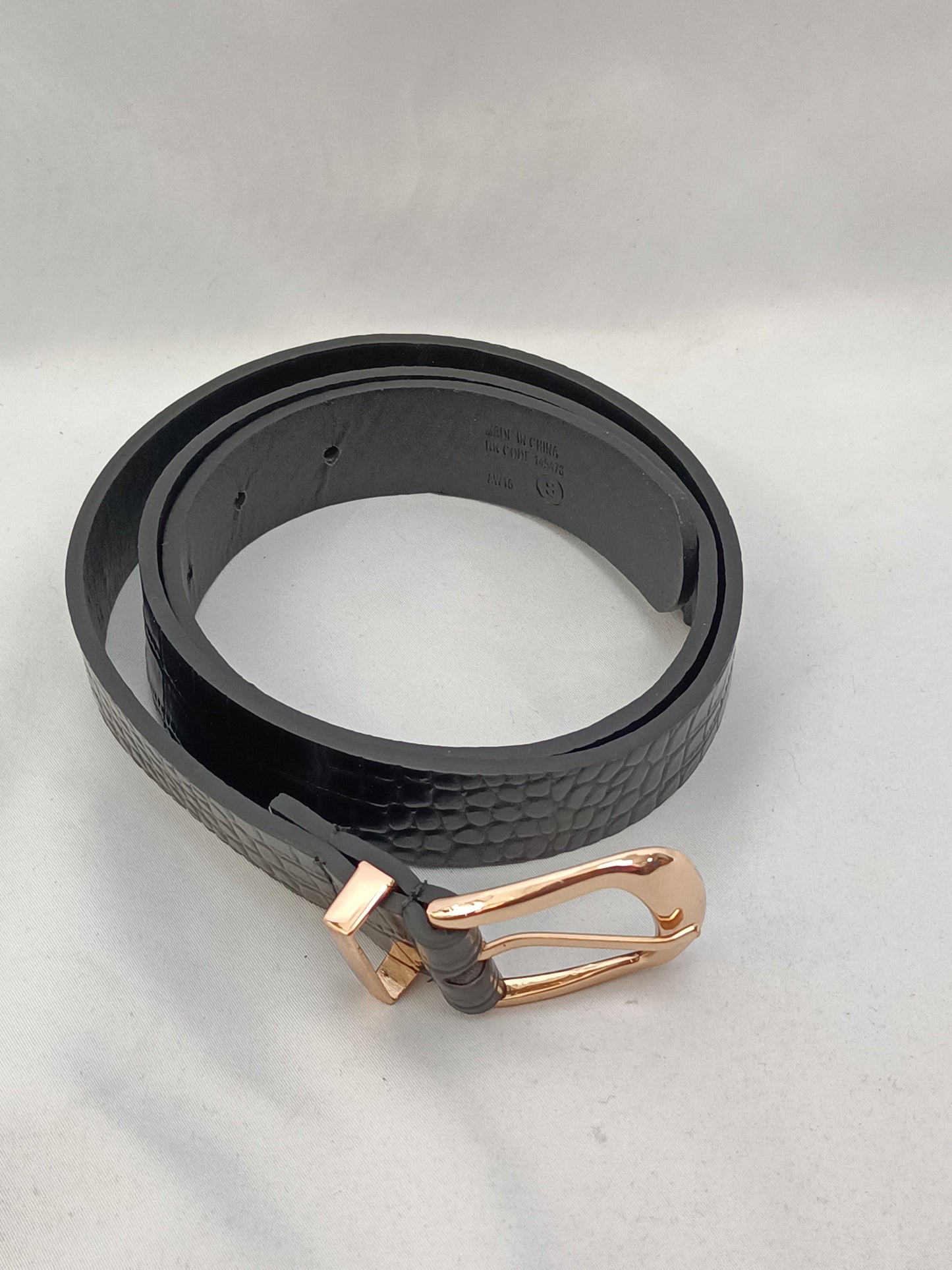 OTRAS. Cinturón negro serpiente T.s