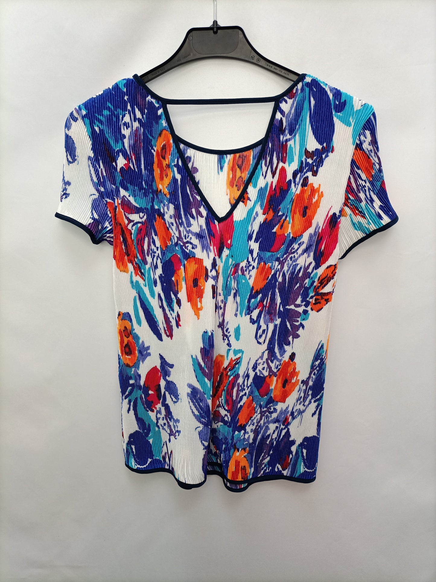 OTHERS. Floral pleated top size 38