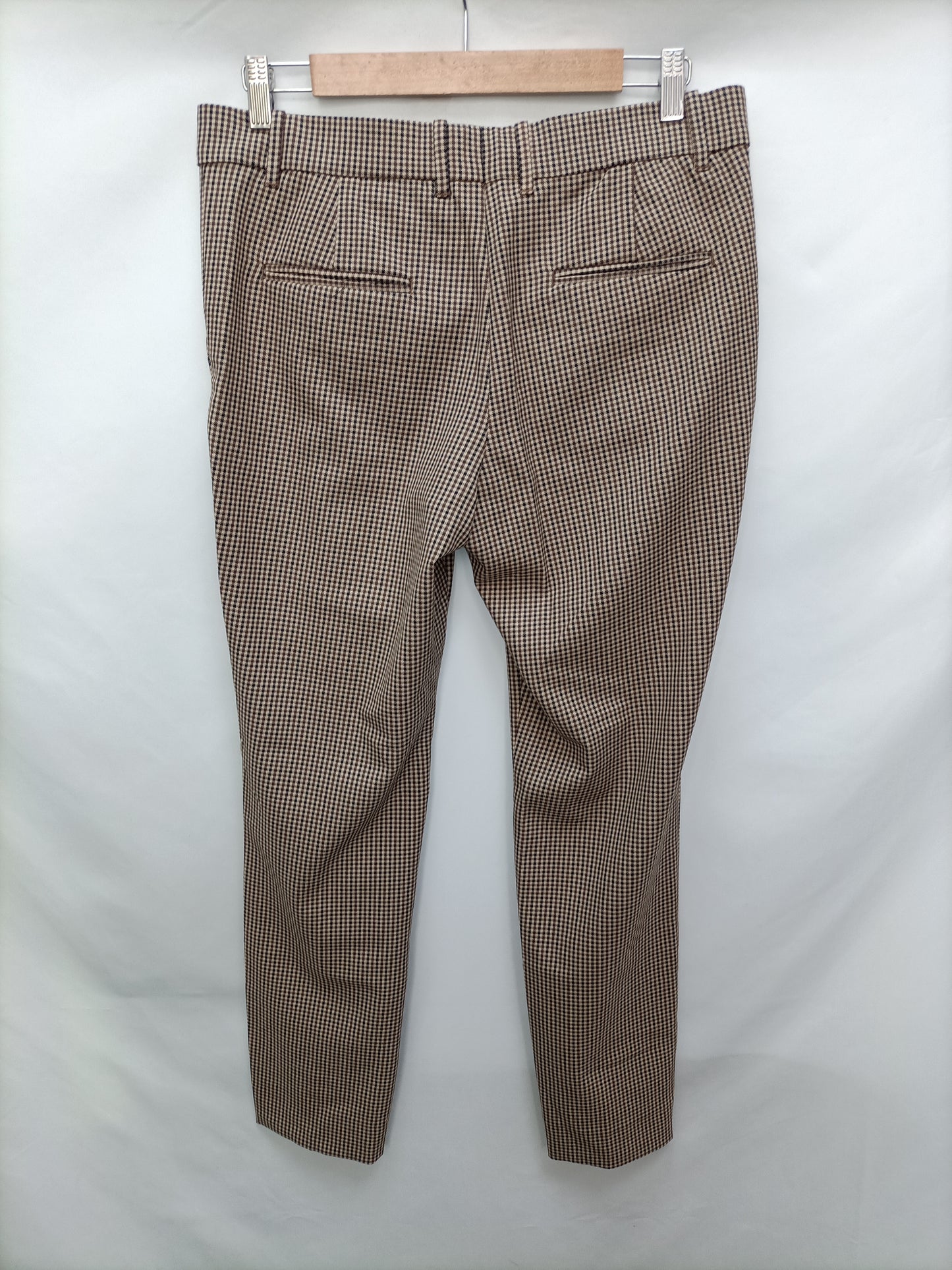 ZARA. Pantalón beige cuadros T.m