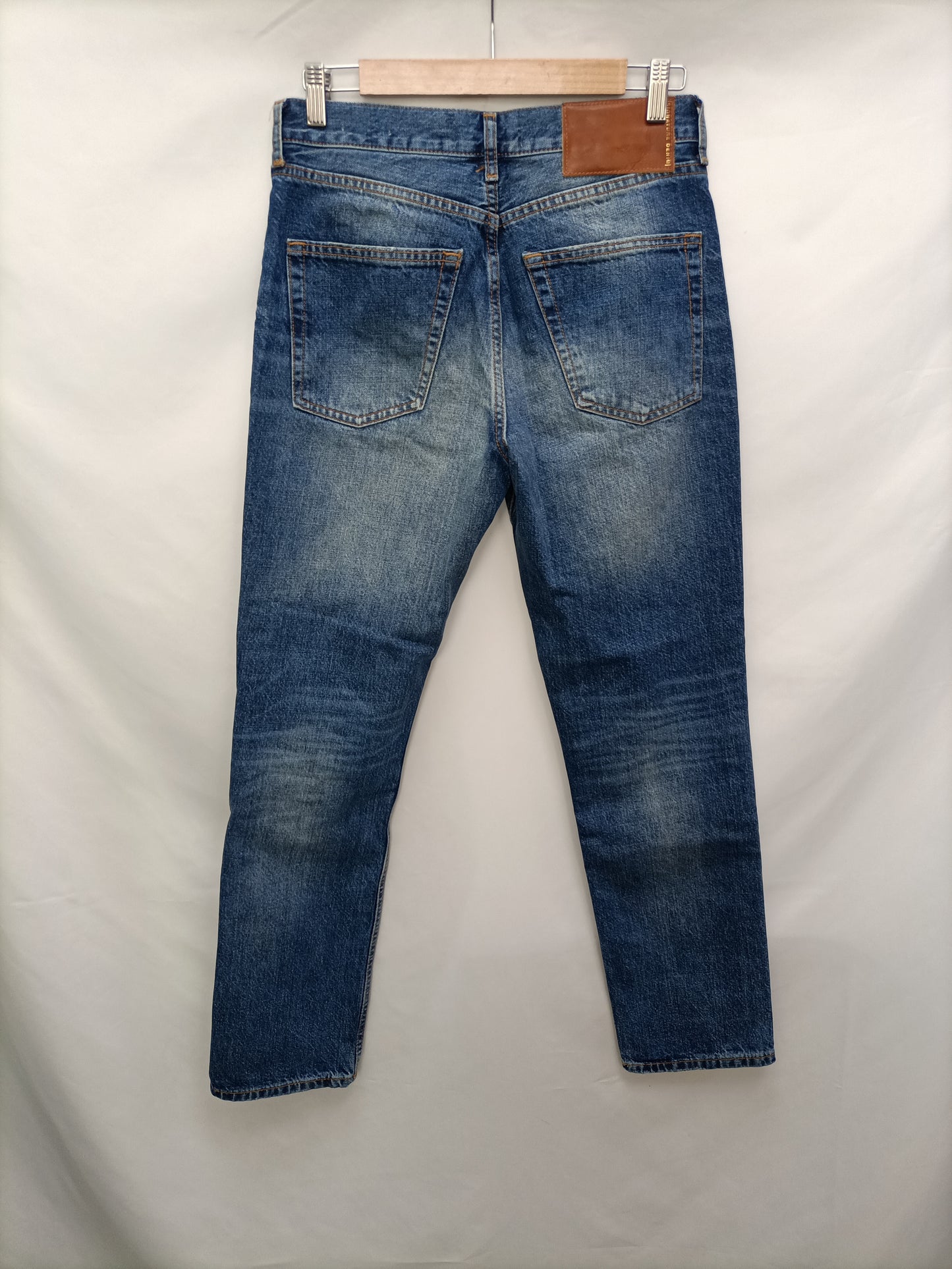 ZARA. Vaqueros efecto lavado T.38