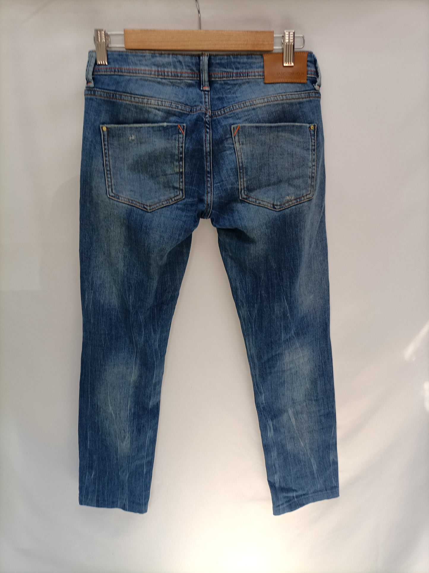 ZARA. Pantalon skinny tiro bajo T.36