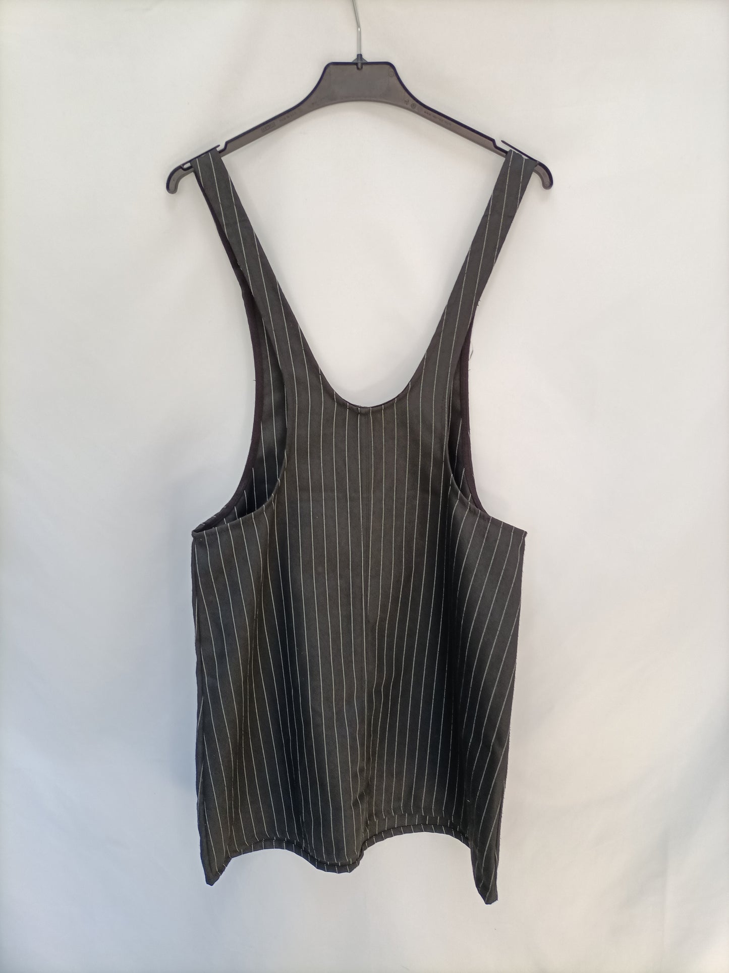 PULL&BEAR. Peto negro rayas T.s