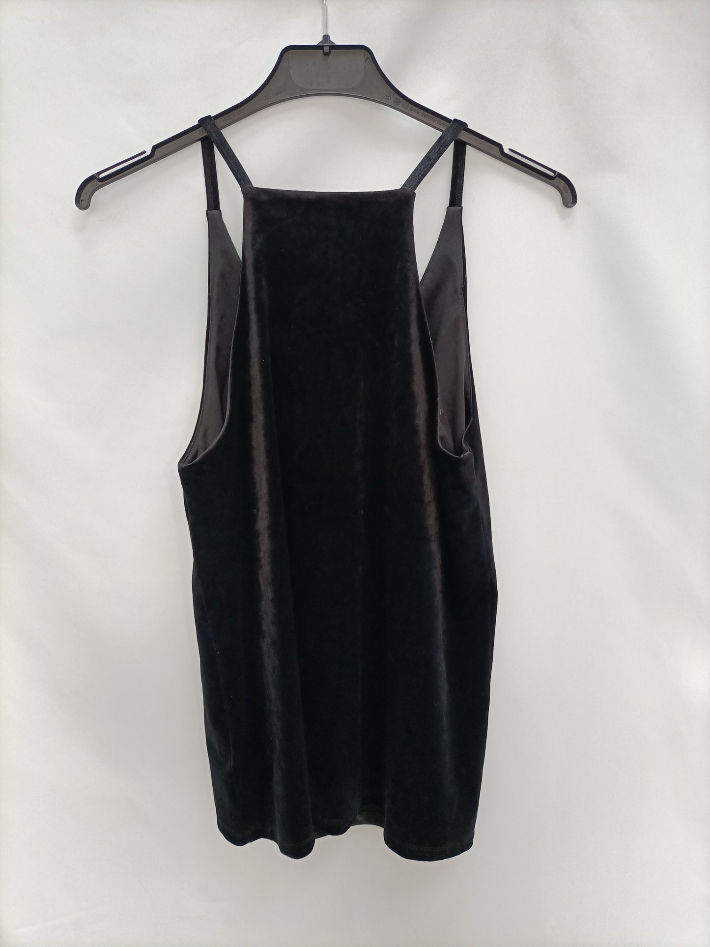 H&M. Top negro terciopelo T.s