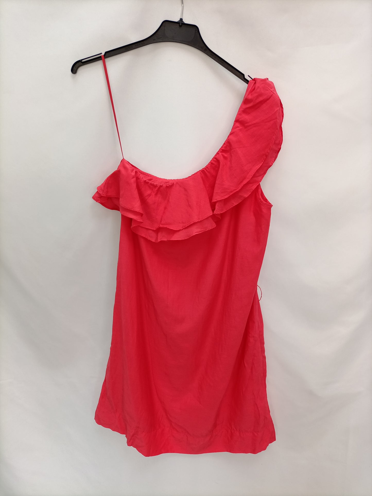 BERSHKA. Vestido asimétrico coral T.L