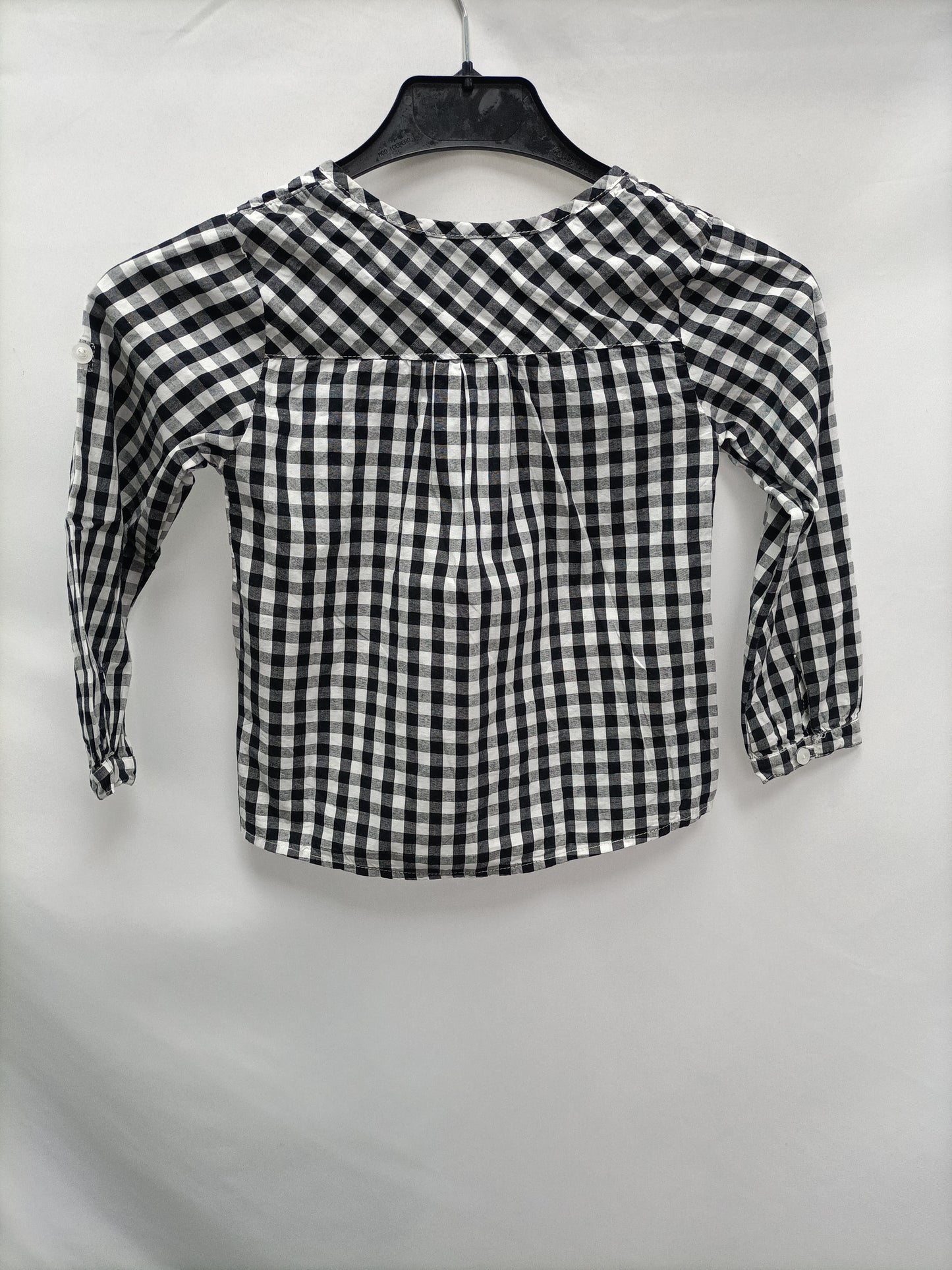 NEWNESS. Gingham shirt, size 4