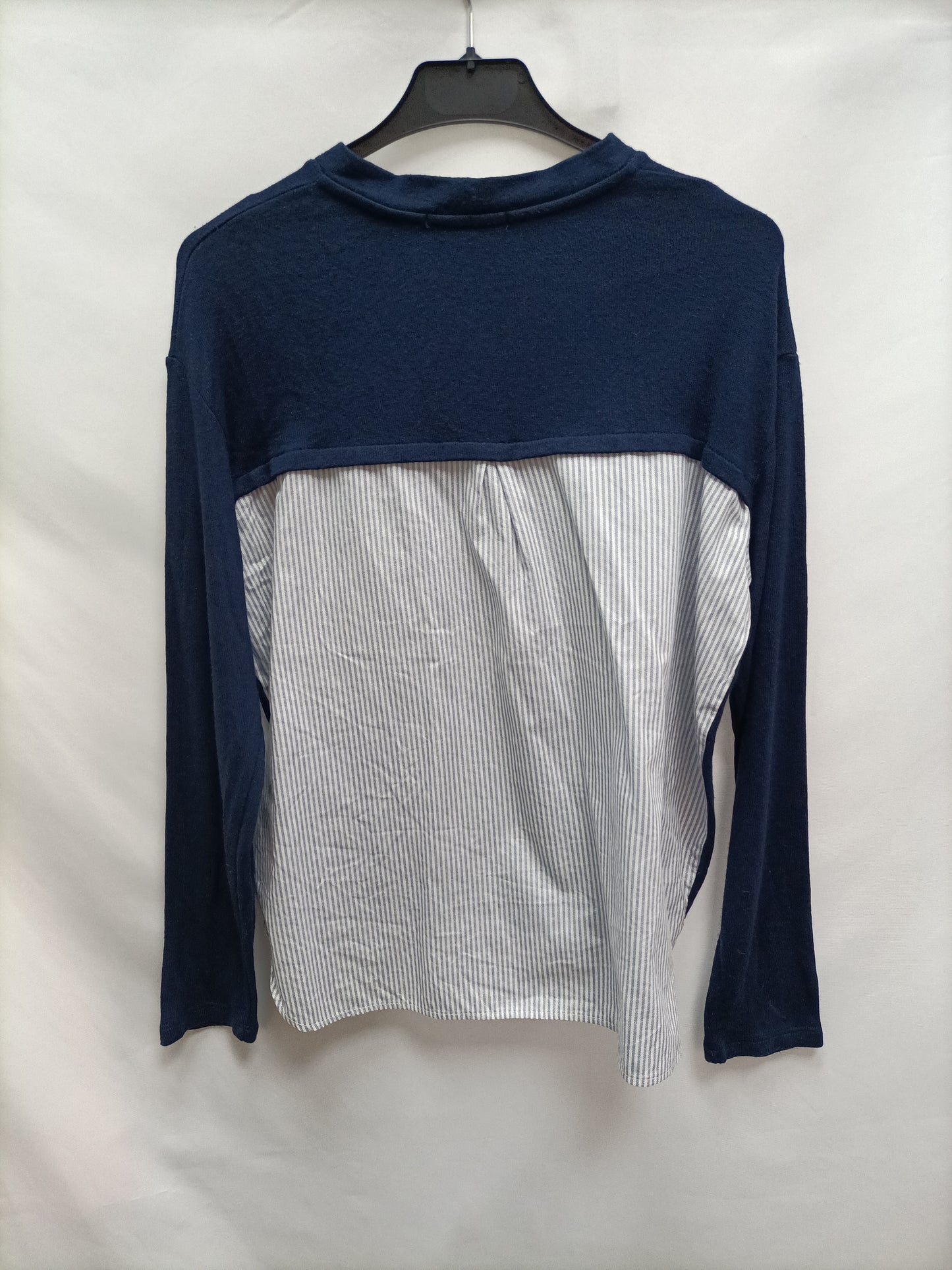 BERSHKA. Blue sweater with Ts blouse