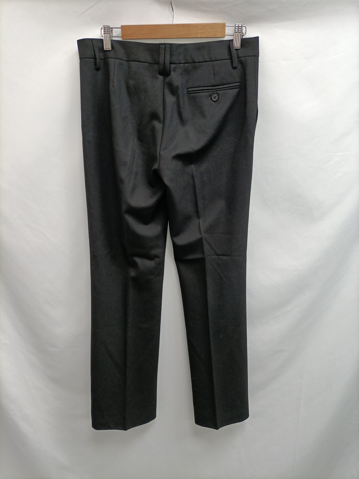 ZARA. Pantalón recto negro T.40