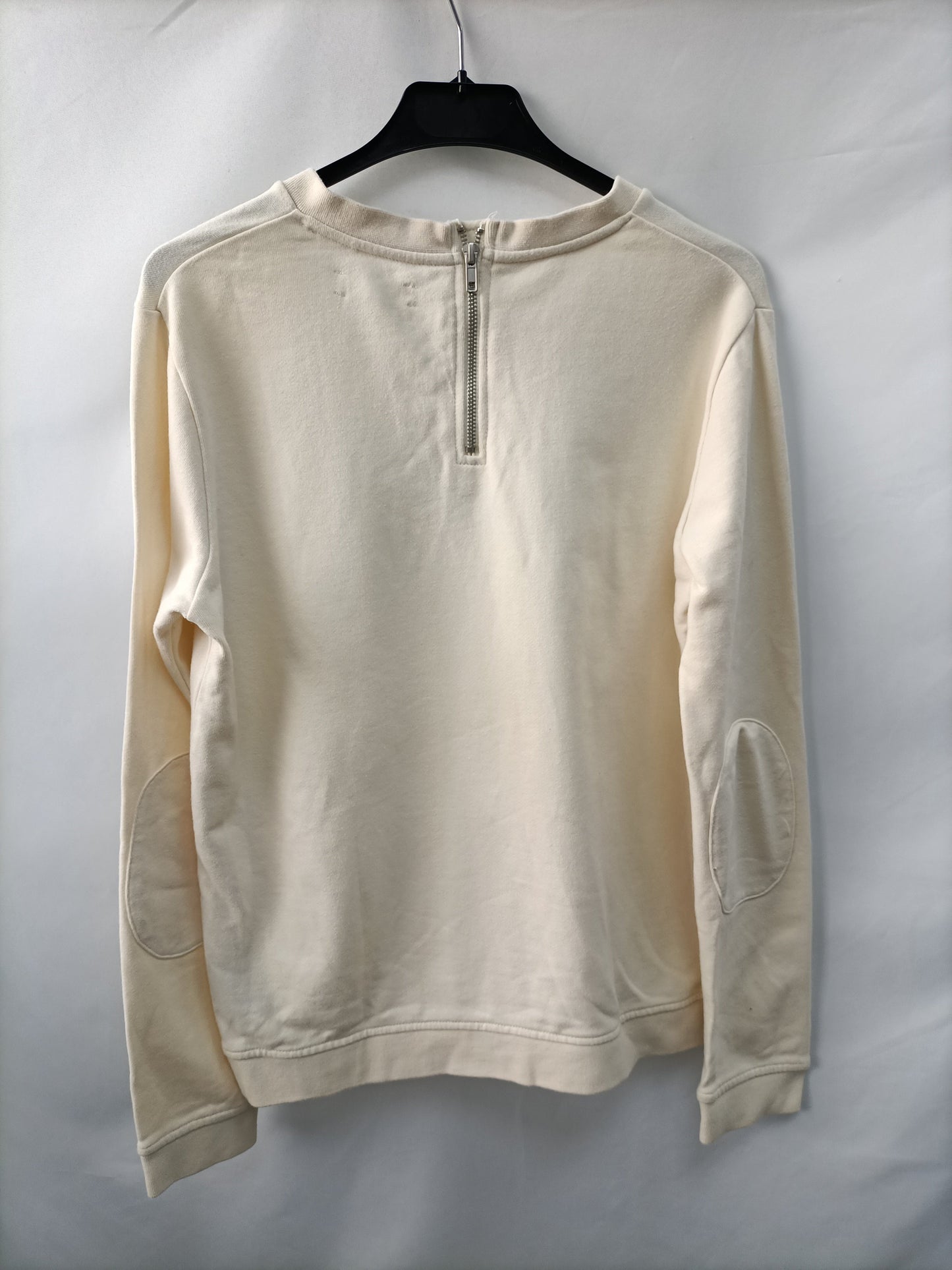 MKT STUDIO. Beige sweatshirt with letters T. M