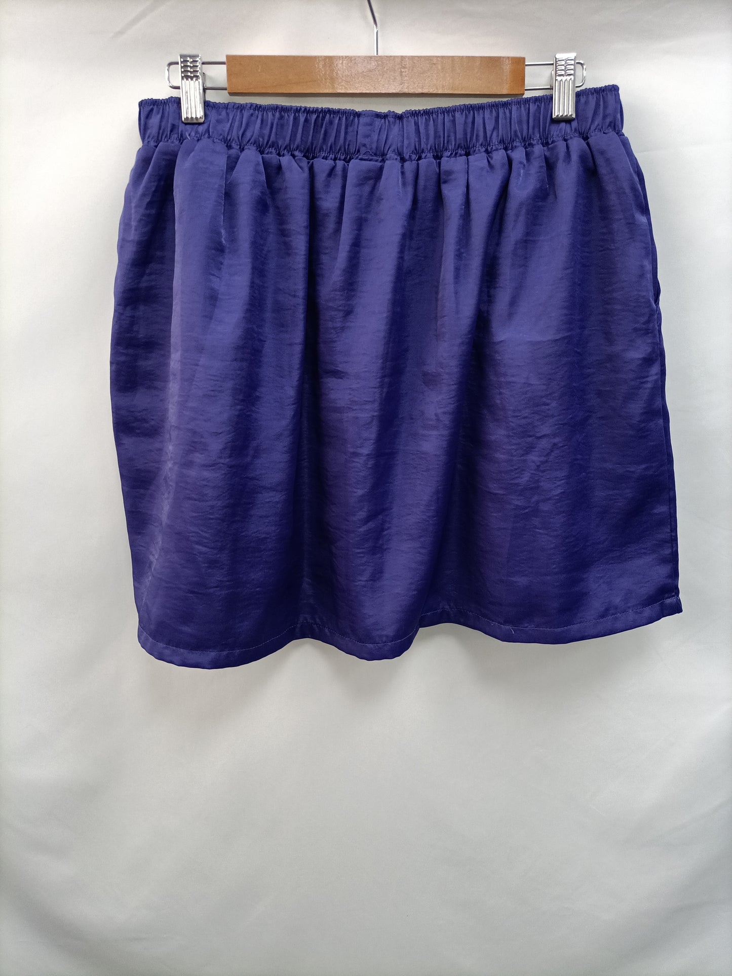 MANGO. Purple skirt Tm
