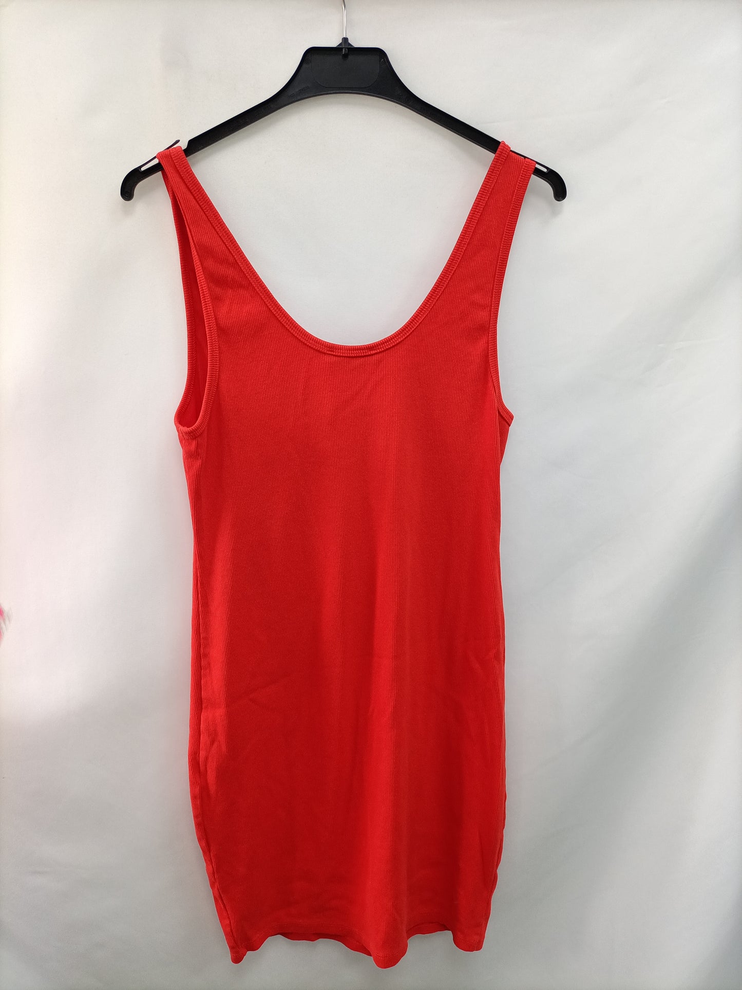 ZARA. Short red dress Tl