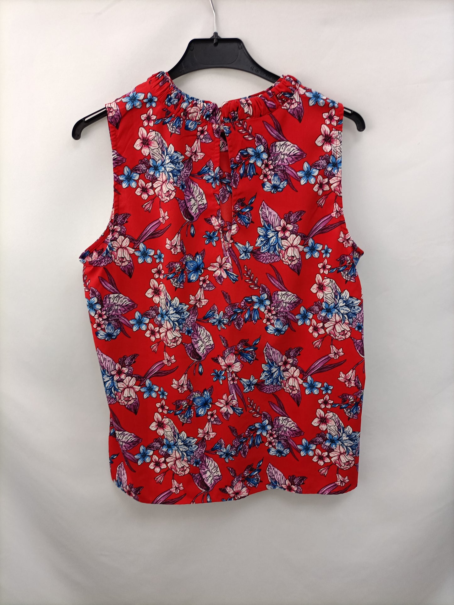 SFERA. Blusa roja flores T.m