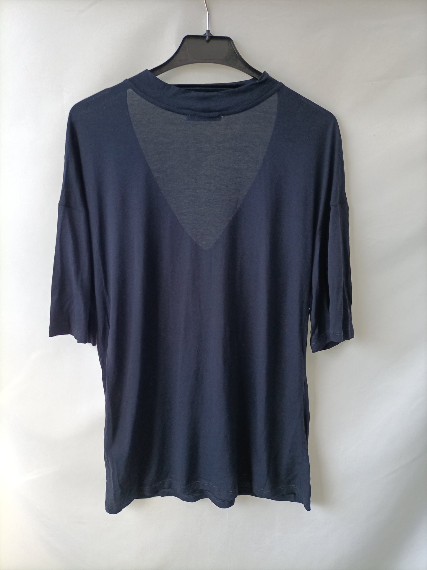 ZARA. Camiseta azul choquer T.s