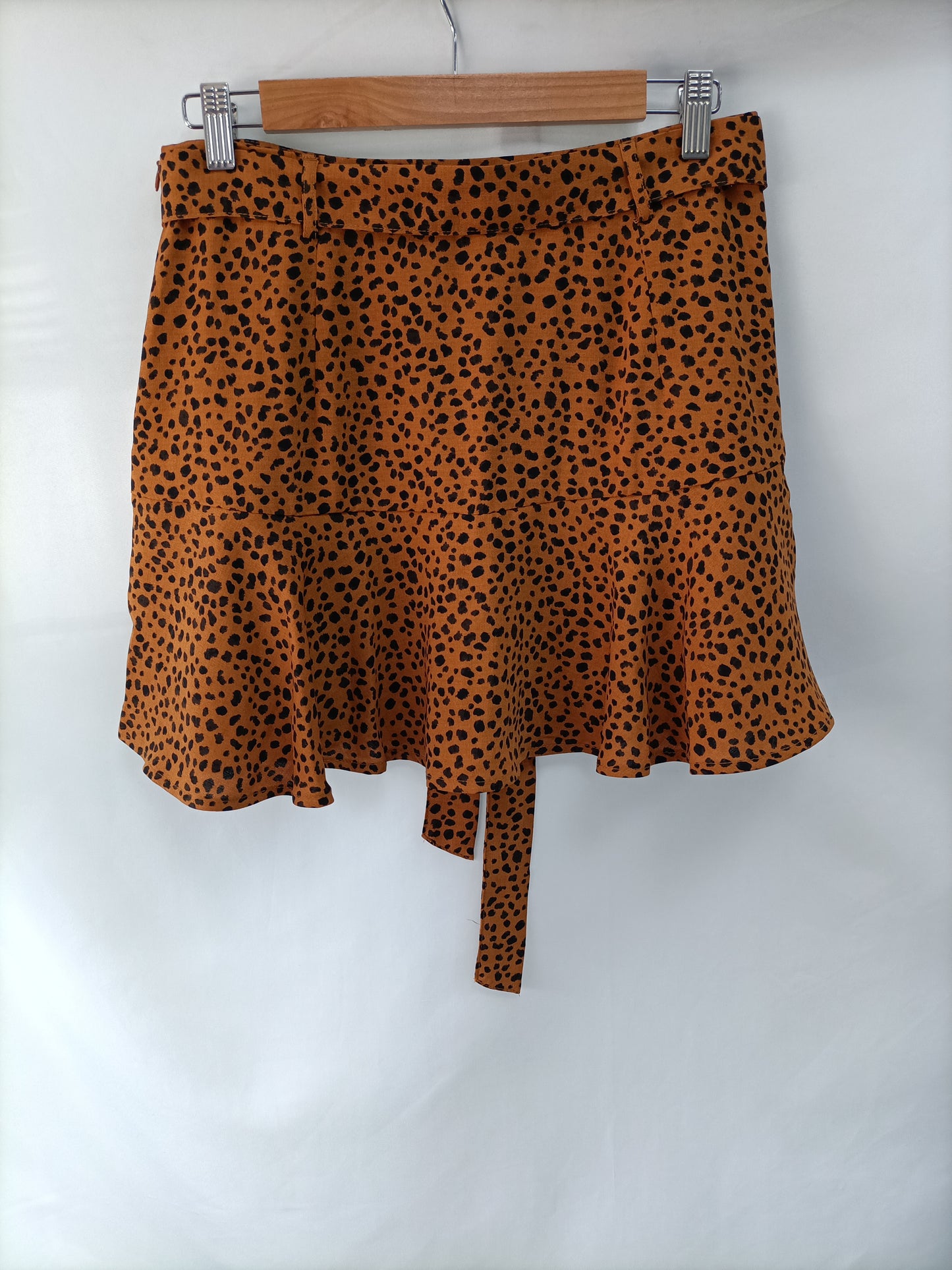 STRADIVARIUS. Falda pantalón print T.l