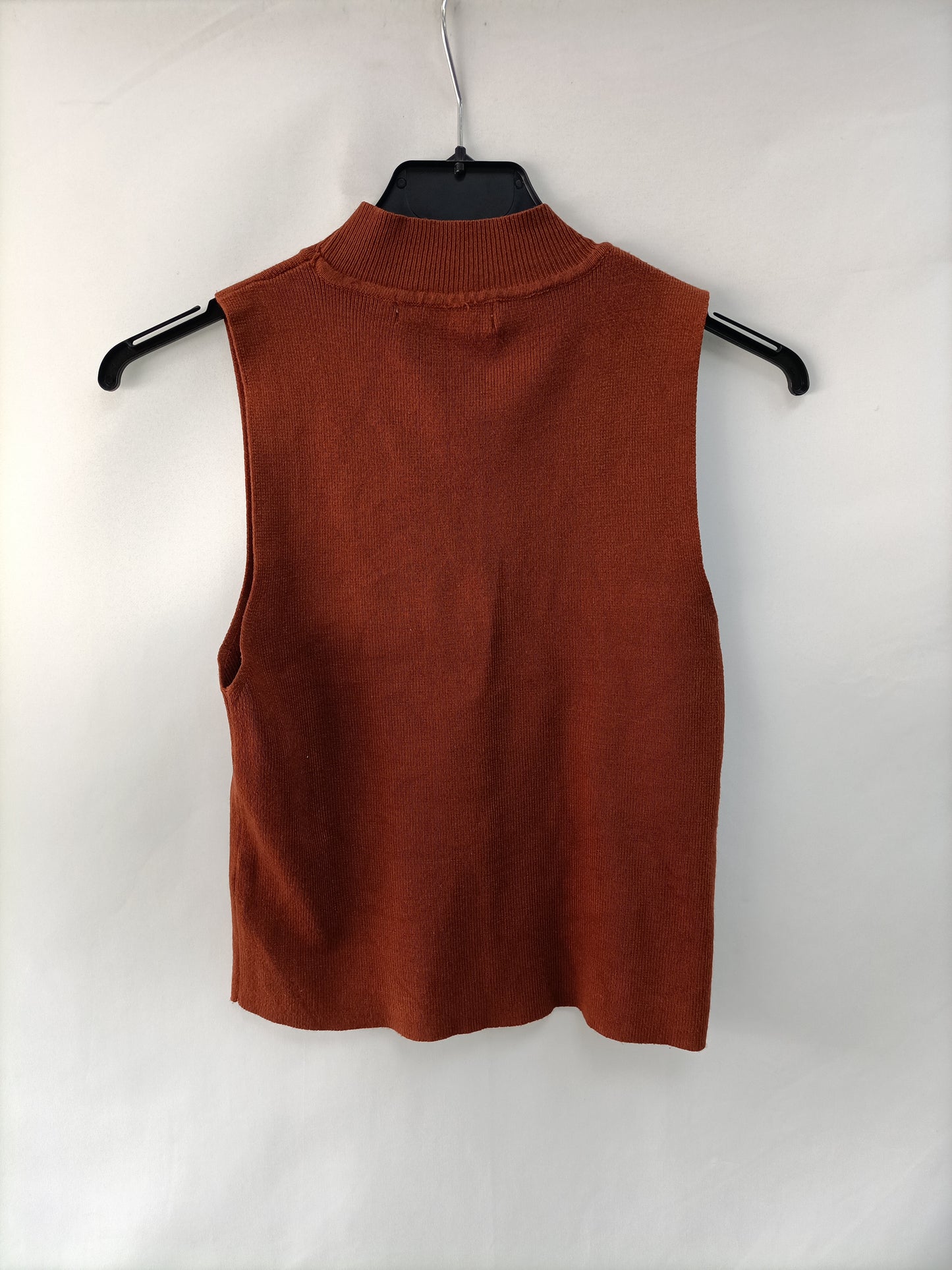 STRADIVARIUS. Top punto teja T.M