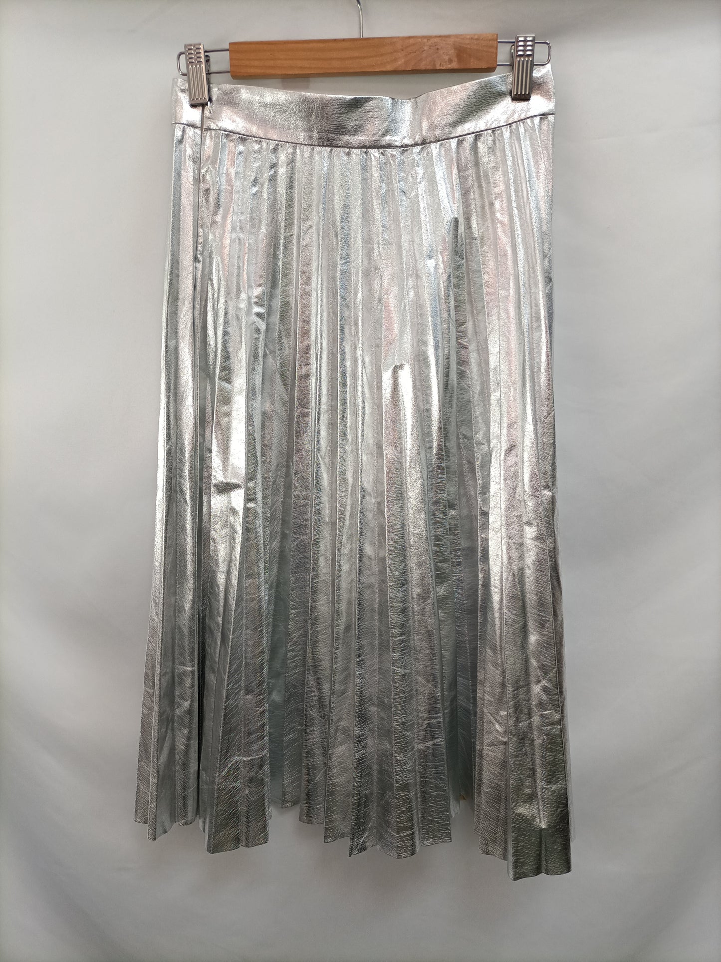 ZARA.Falda plateada metalica tablas T.xs