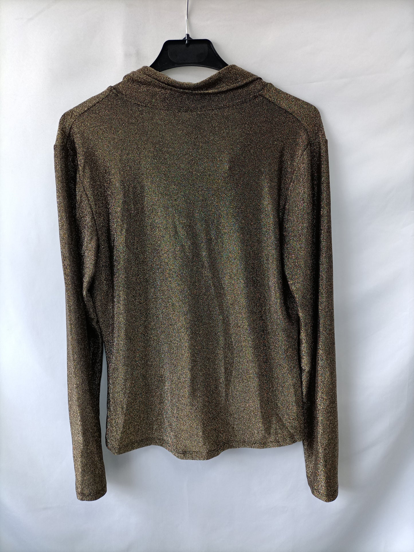 MODA ÚNICA. Top dorado Fruncido T.u(s)