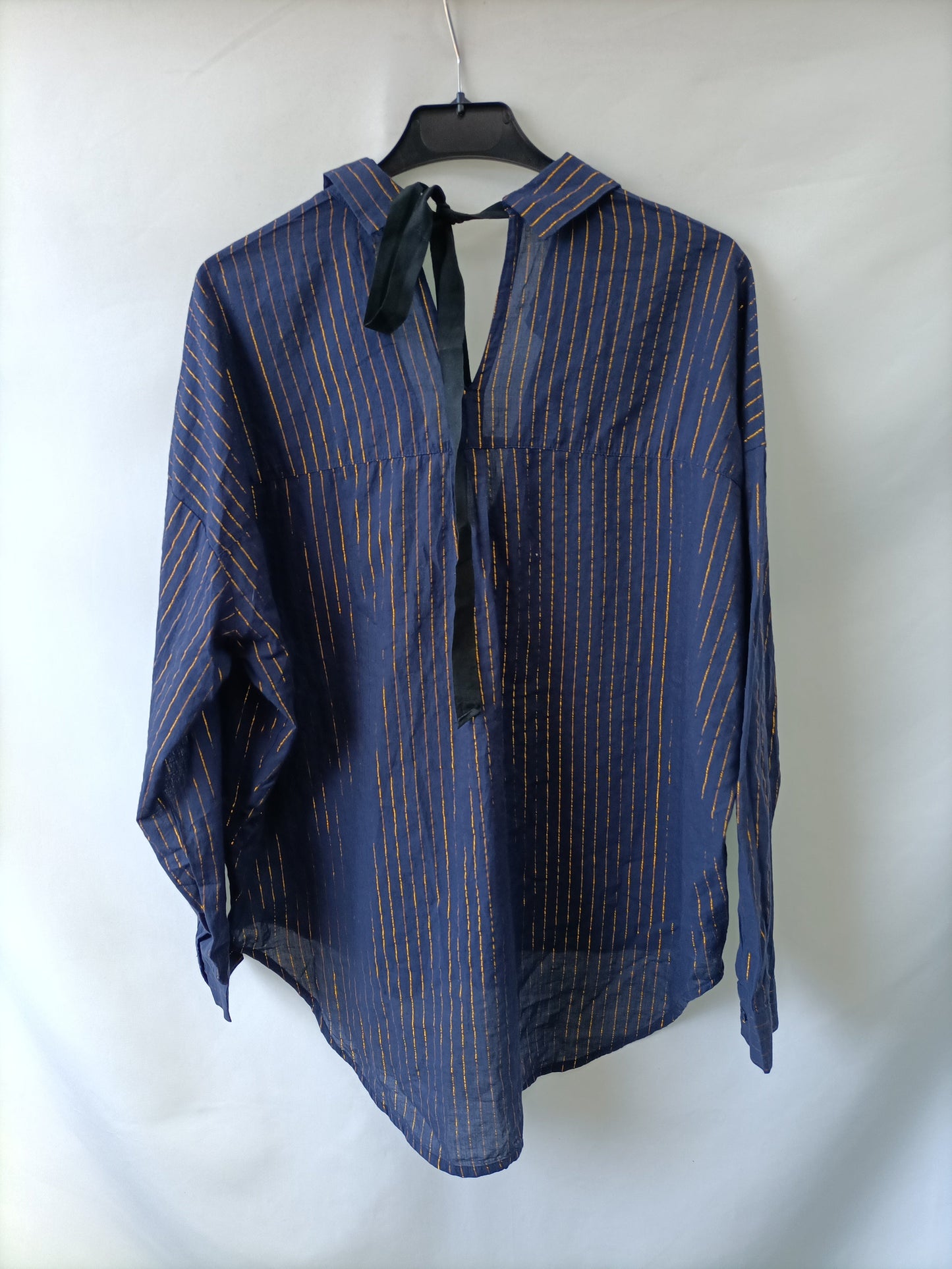 DESIGNER SOCIETY. Blusa azul rayas T.s