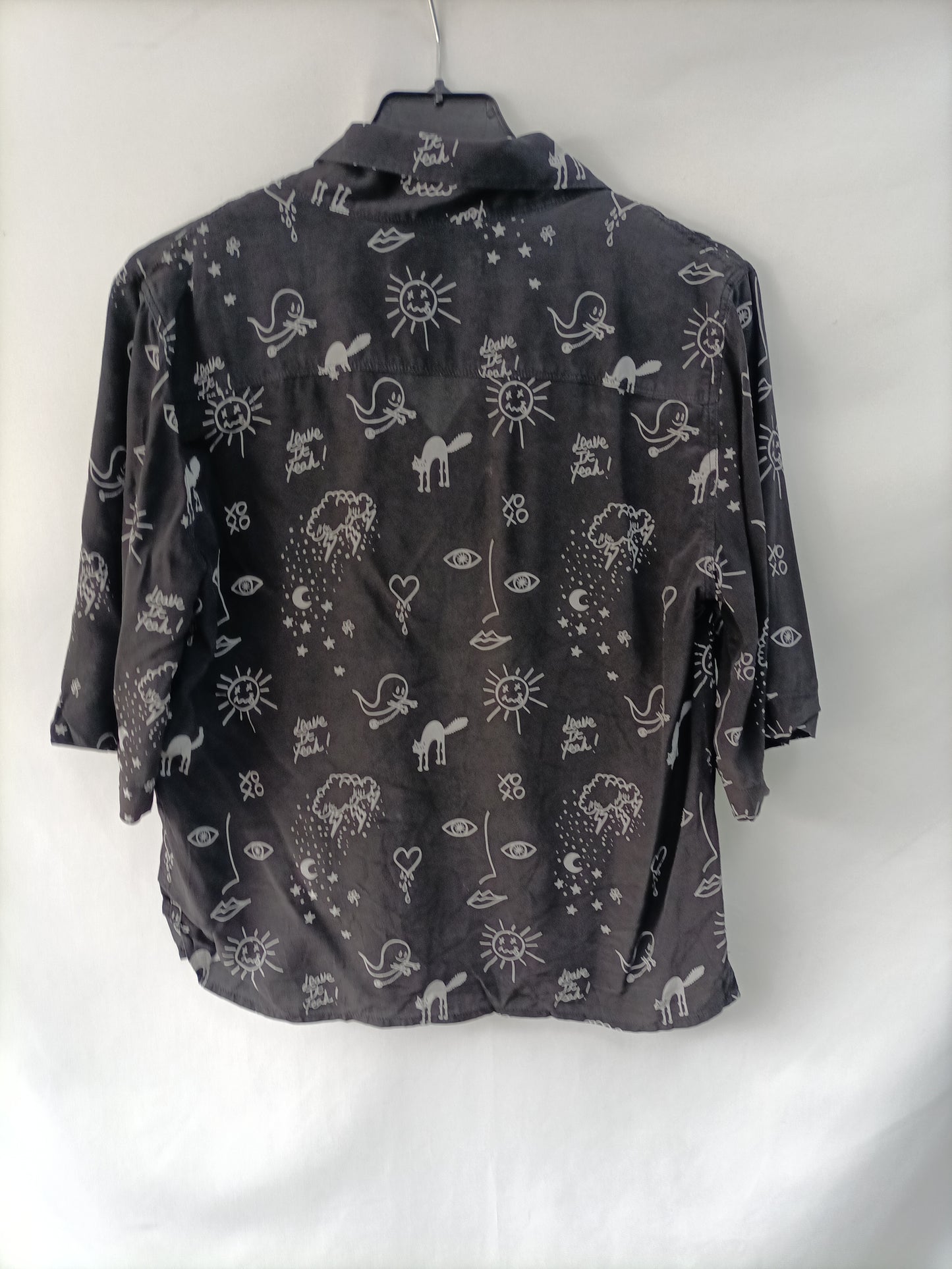 SANDRO. Black blouse with drawings S.1(s)
