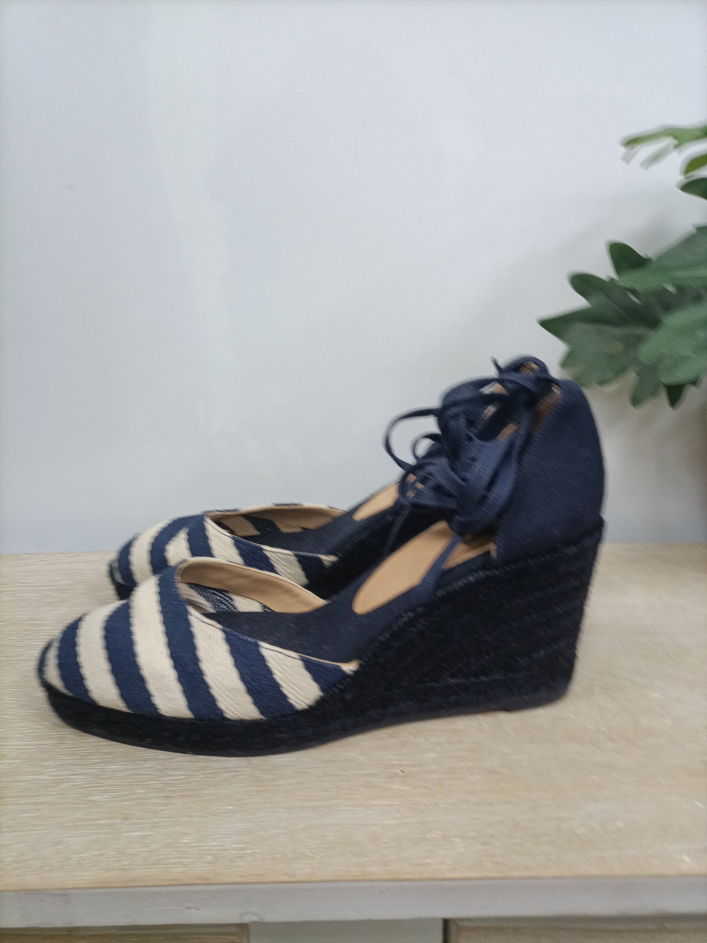 CASTAÑER. Sailor striped wedges size 41