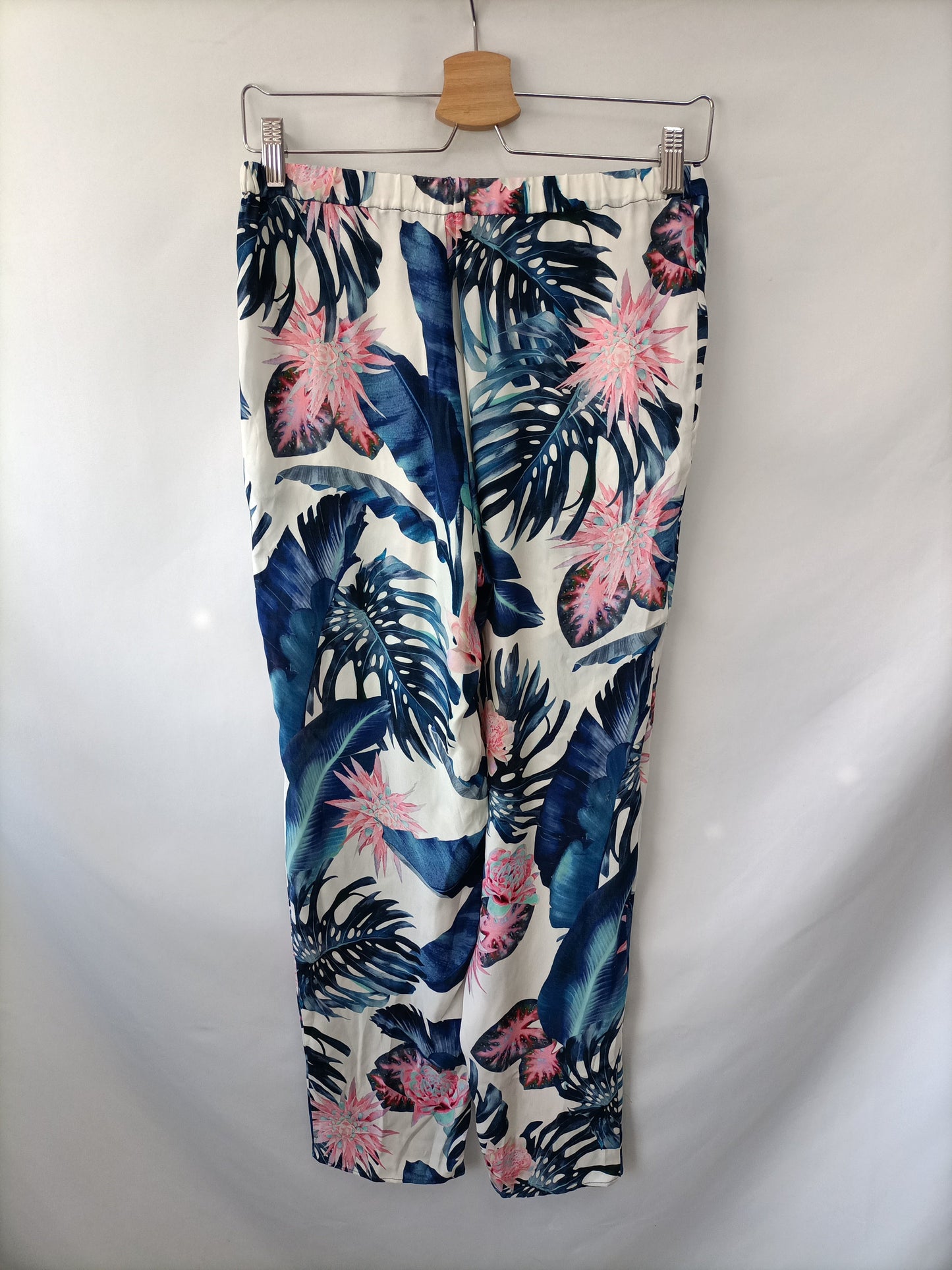 LOLA LI. Printed trousers S. 38