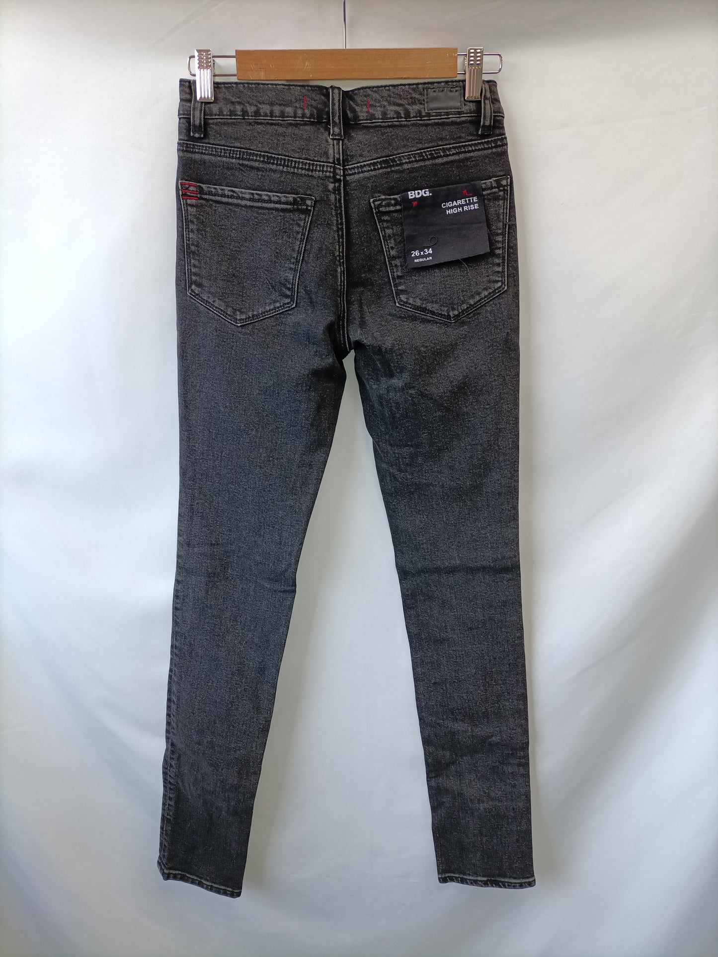 BDG. pantalon negro regular T.34