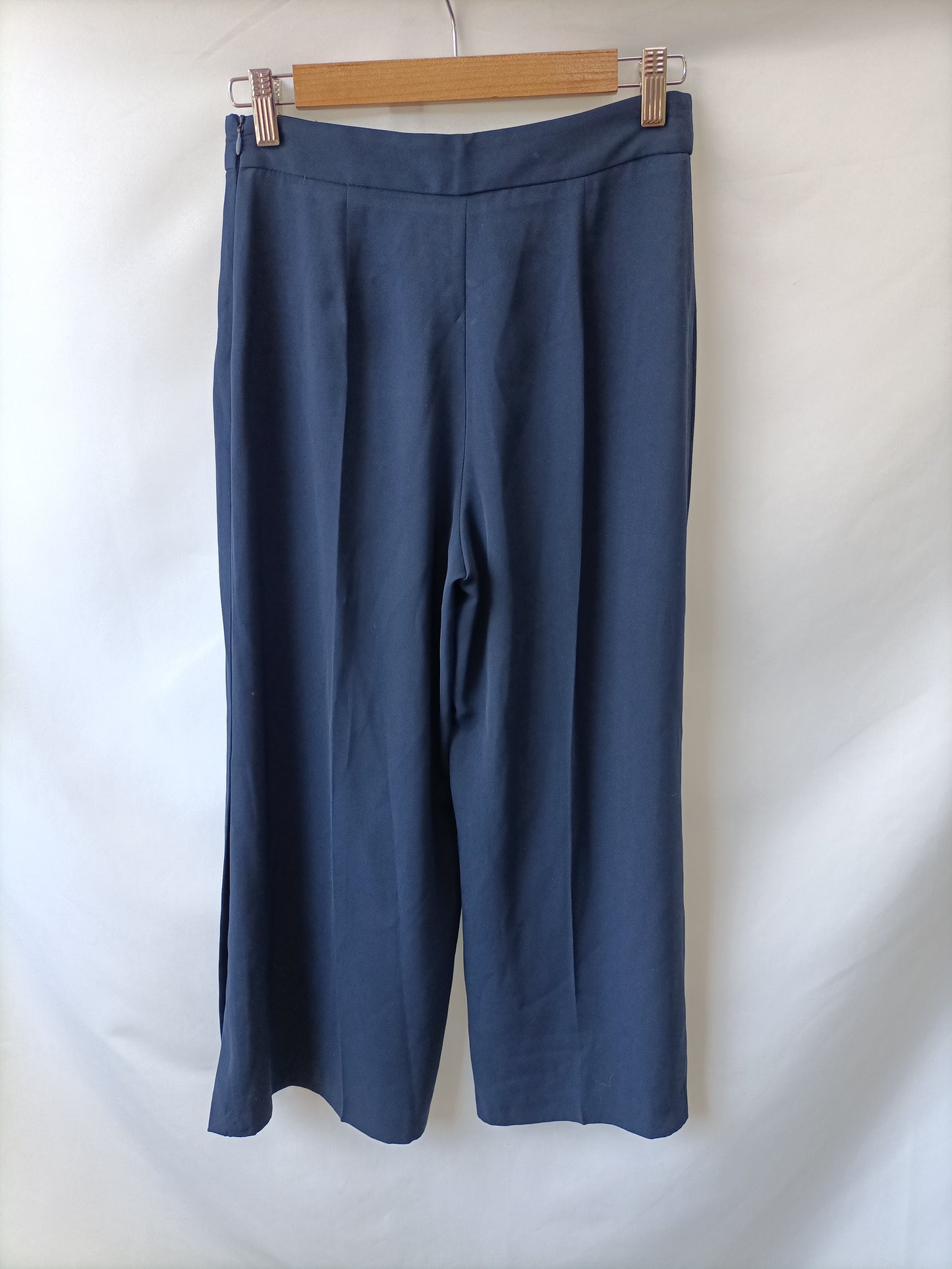 ZARA. pantalon azul fluido culotte t.xs