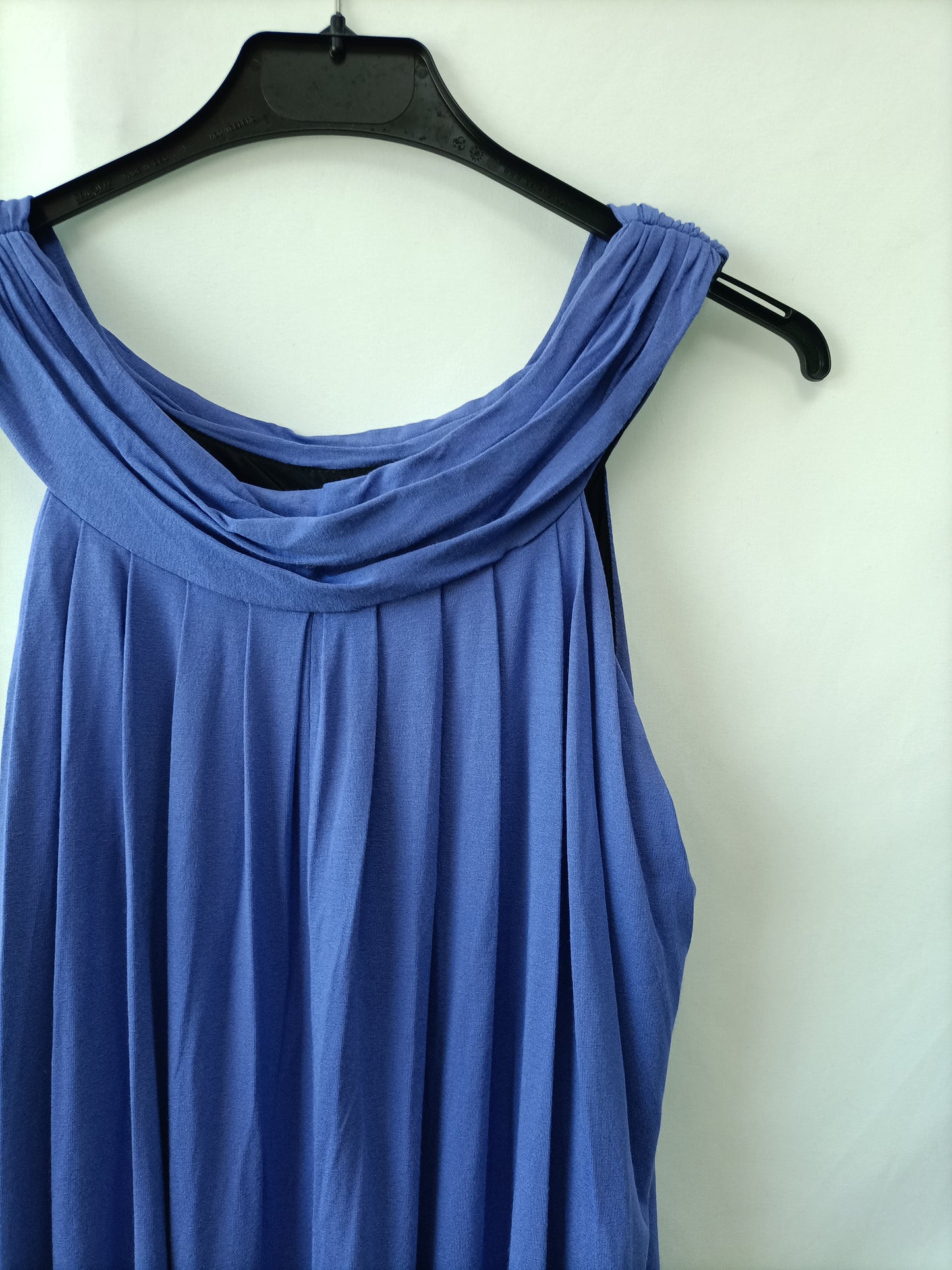ZARA. Vestido morado plisado T.xs