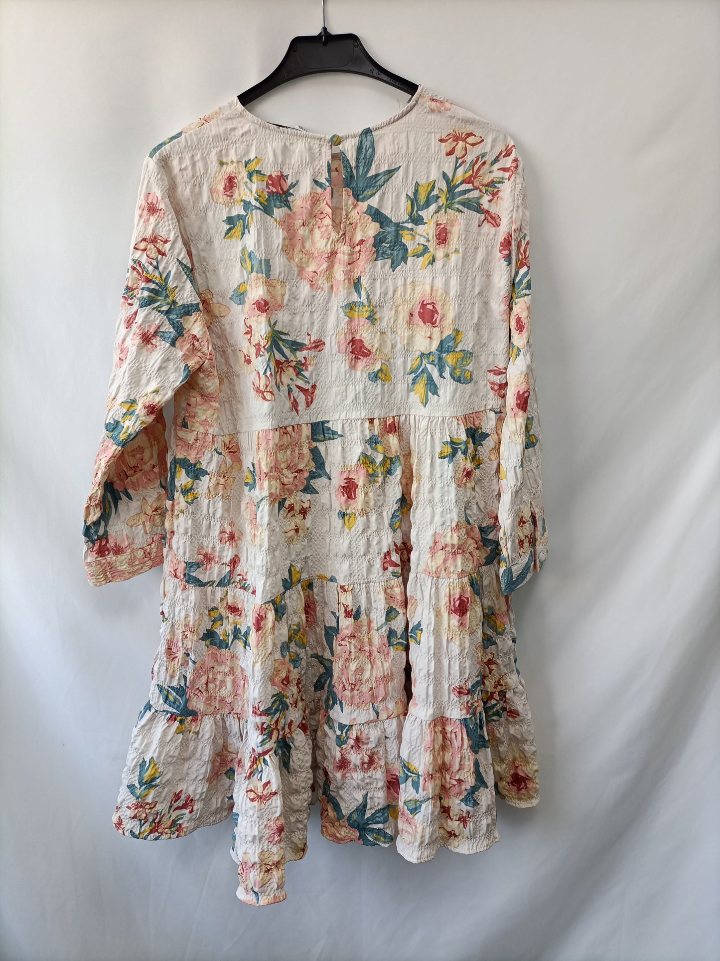 ZARA. Short floral dress Tm
