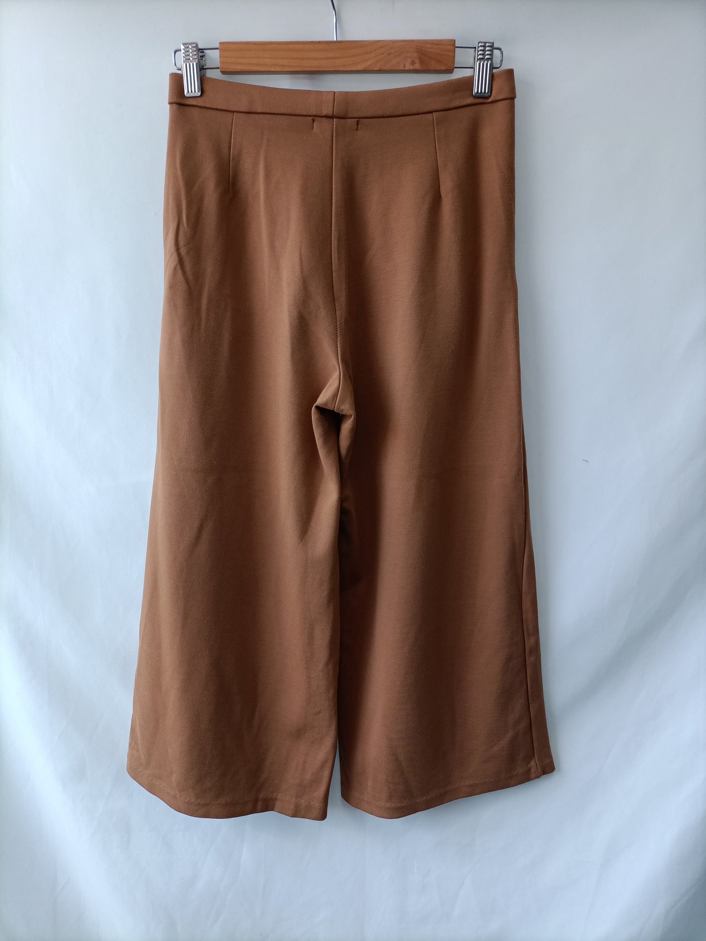 STRADIVARIUS. Camel culottes, size 34