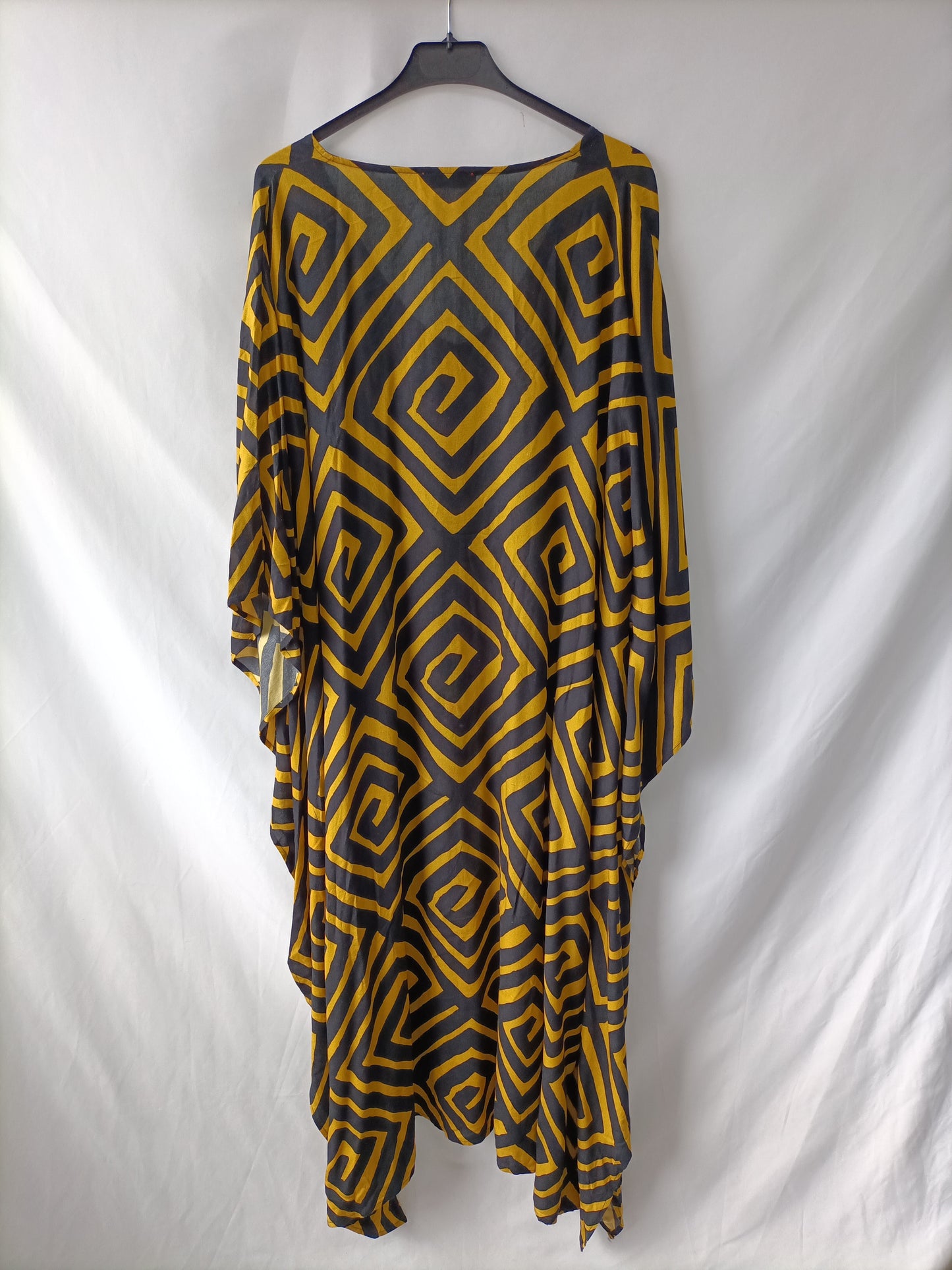 MOSQUITO. Kaftan estampado geométrico TU