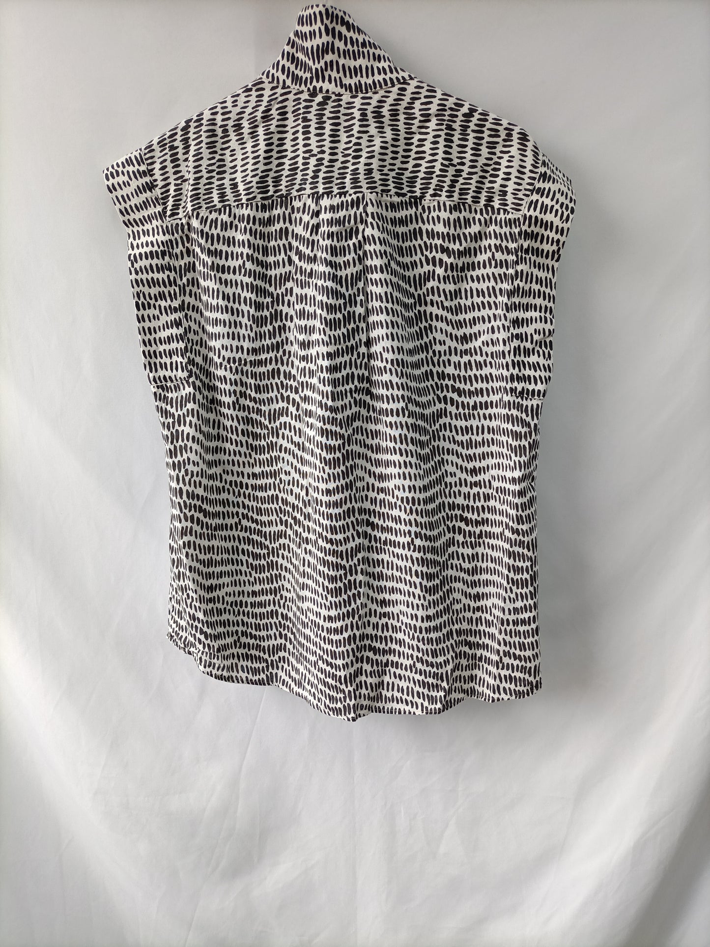 MASSIMO DUTTI. Ts linen printed blouse