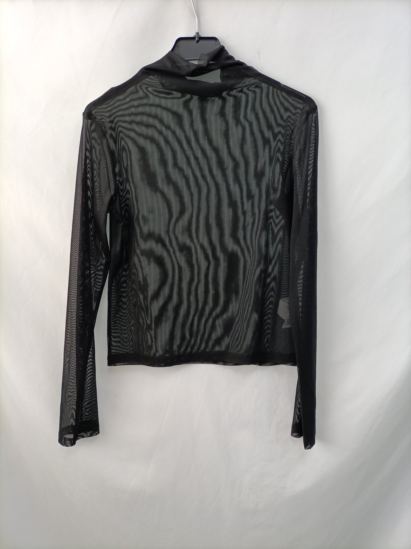 BERSHKA. Too negro semitransparente T.m