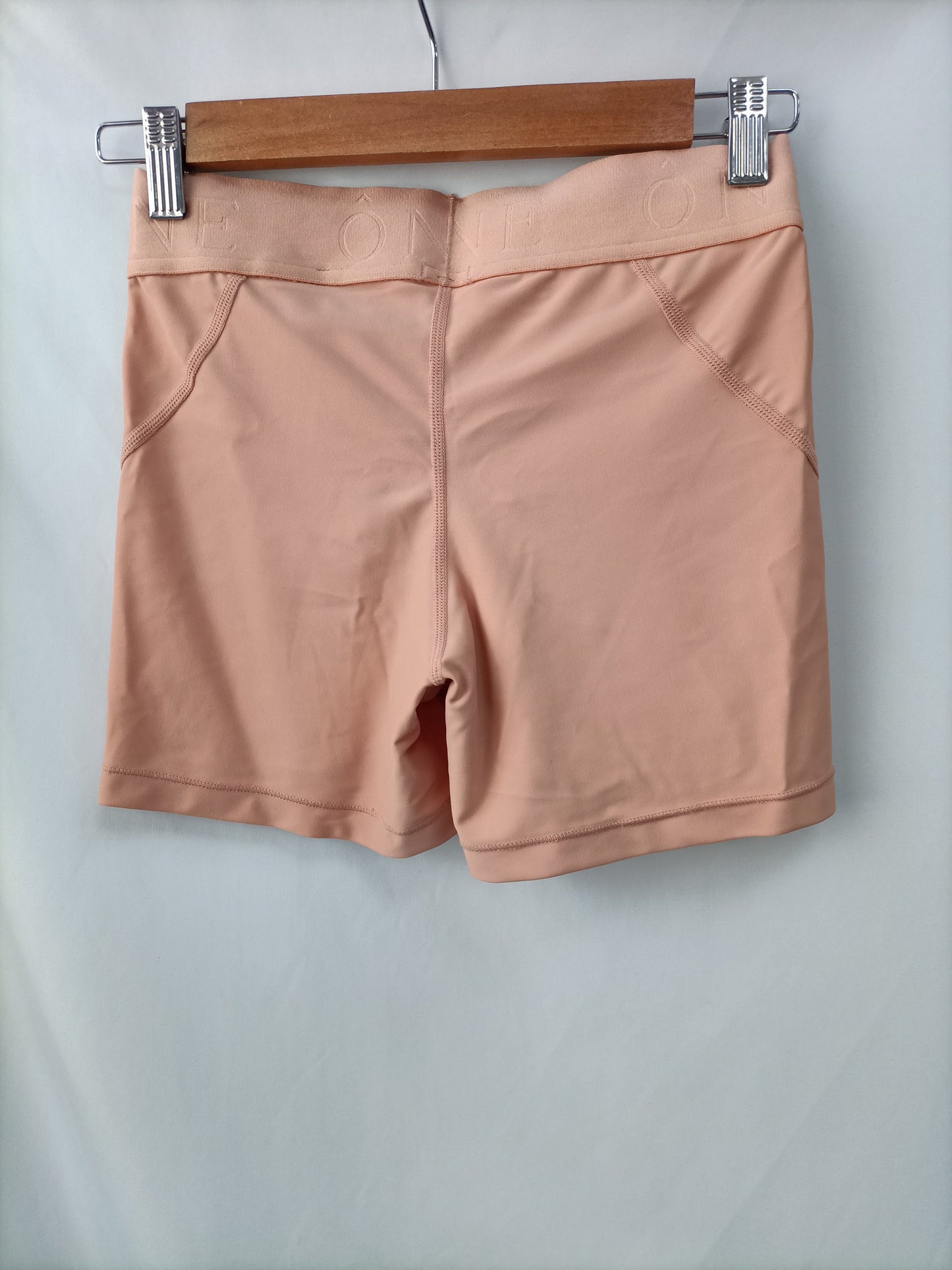 ÔNNE. Conjunto deportivo T.s