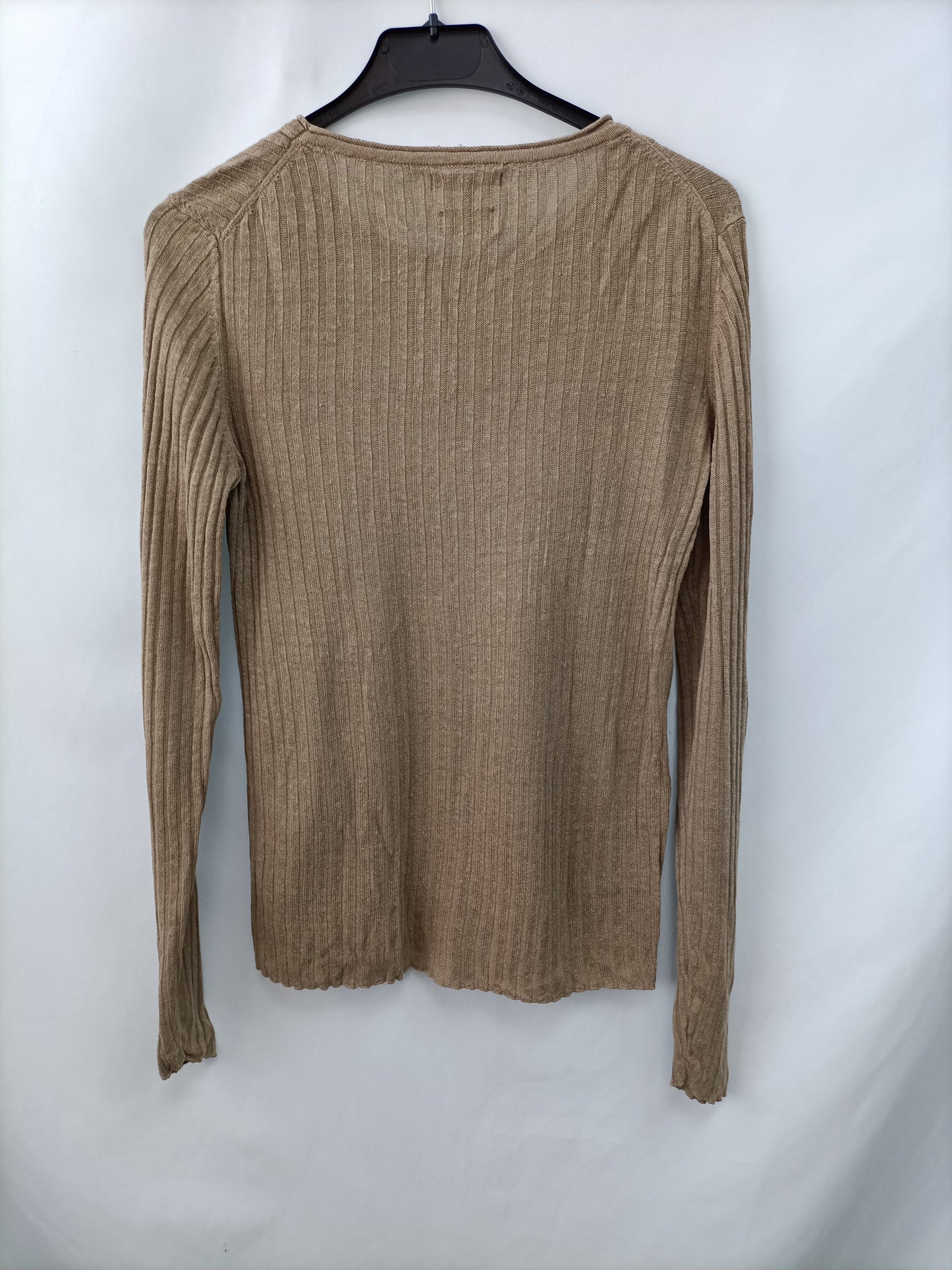 MASSIMO DUTTI. Camiseta de lino beige T.s