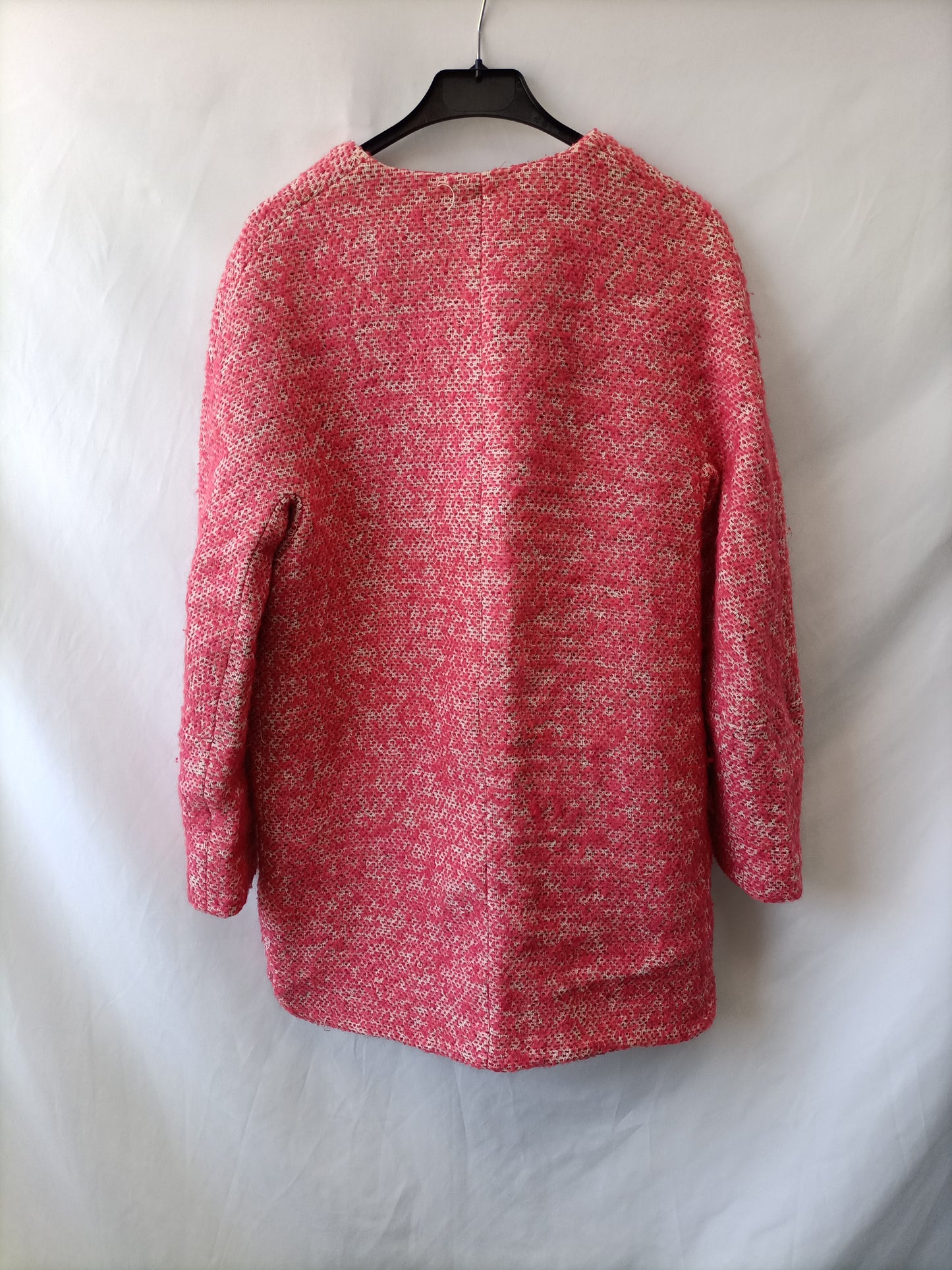 ZARA. Abrigo jaspeado rosa y blanco T.m
