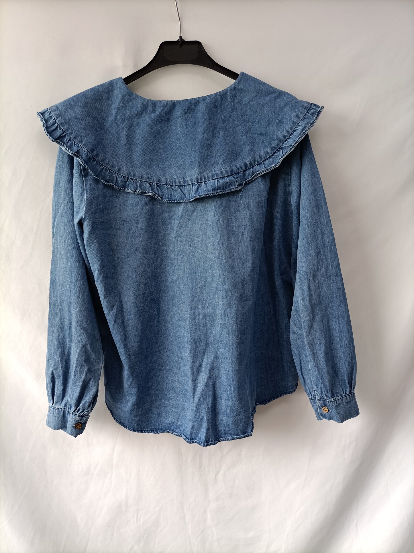 ELLIE WHITE.Camisa vaquera cuello bebé T.S