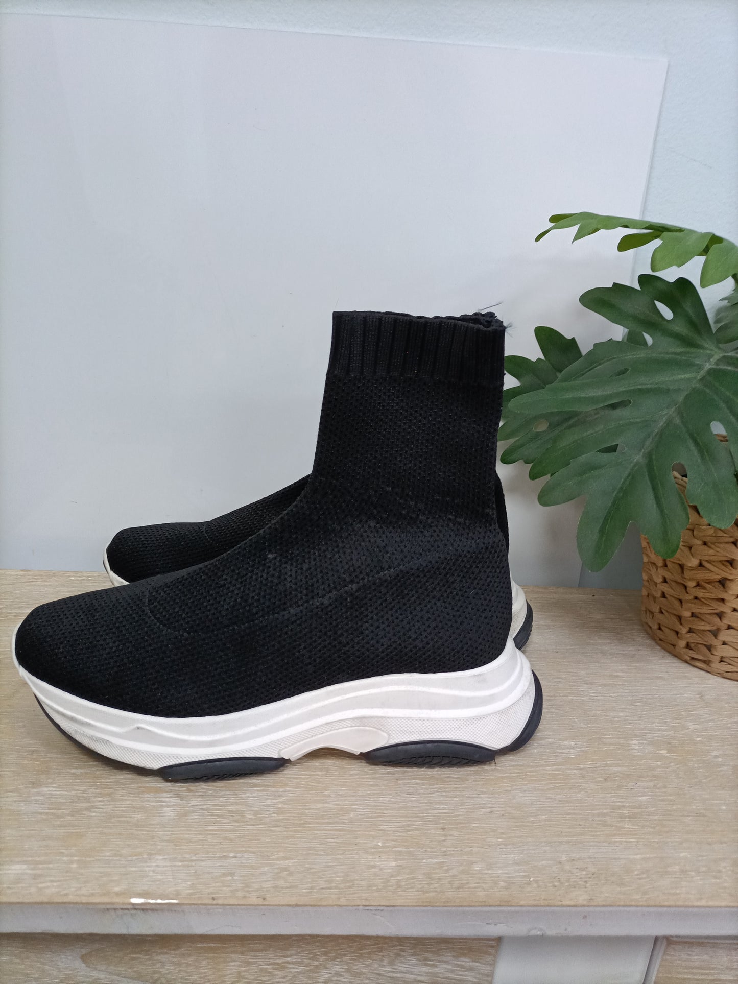 LOREAK.Zapatilla botín tela T.39