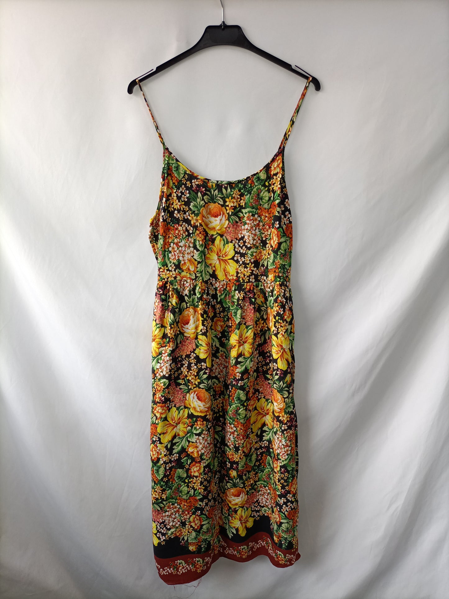 ZARA. Vestido midi flores T.l