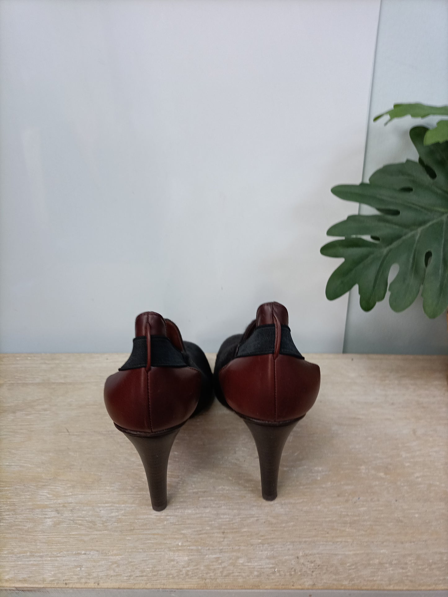 MarketCARTUJANO. Brown fur shoes, size 39