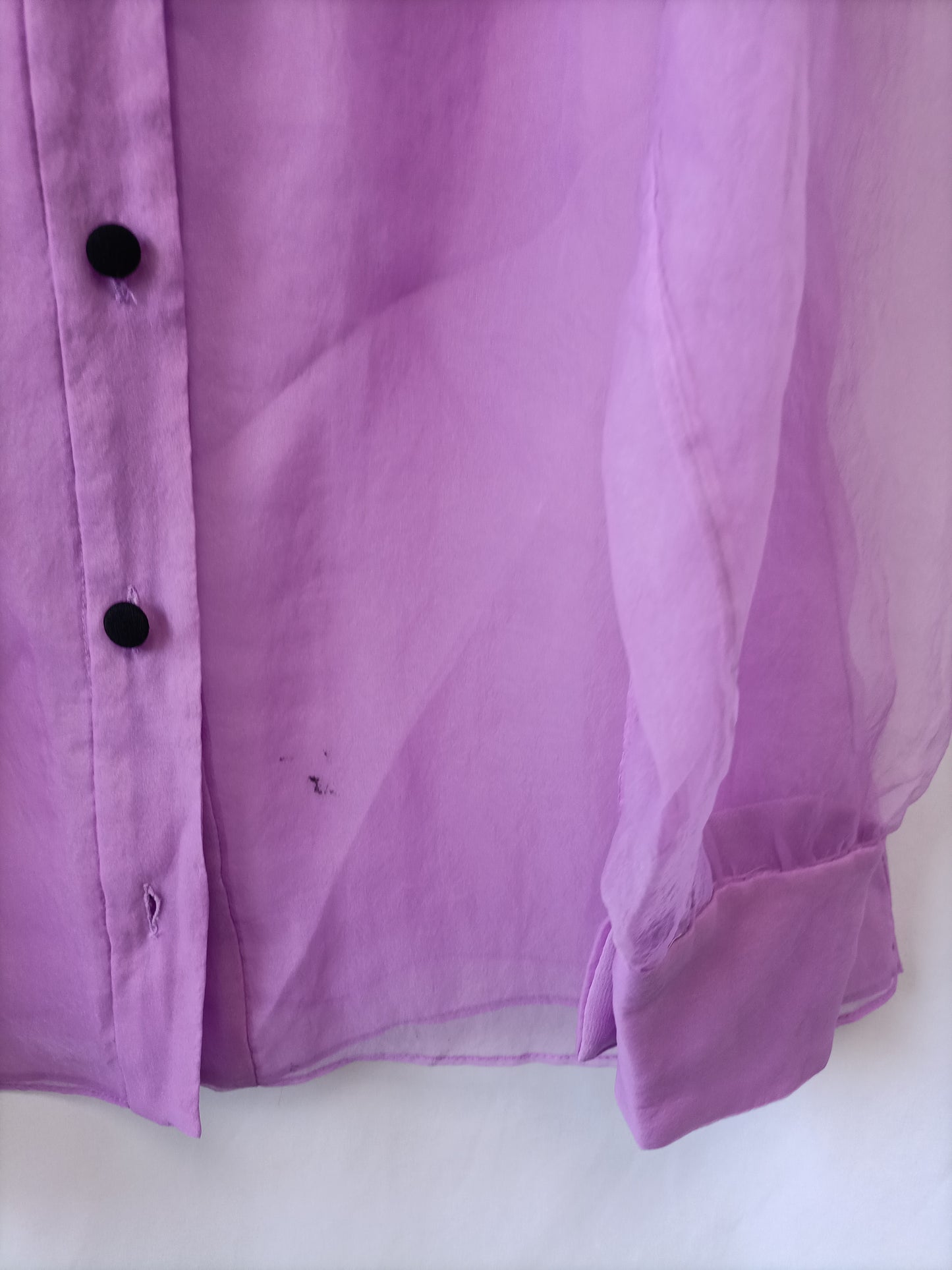 ZARA. Blusa lila semitransparente T.s (tara)
