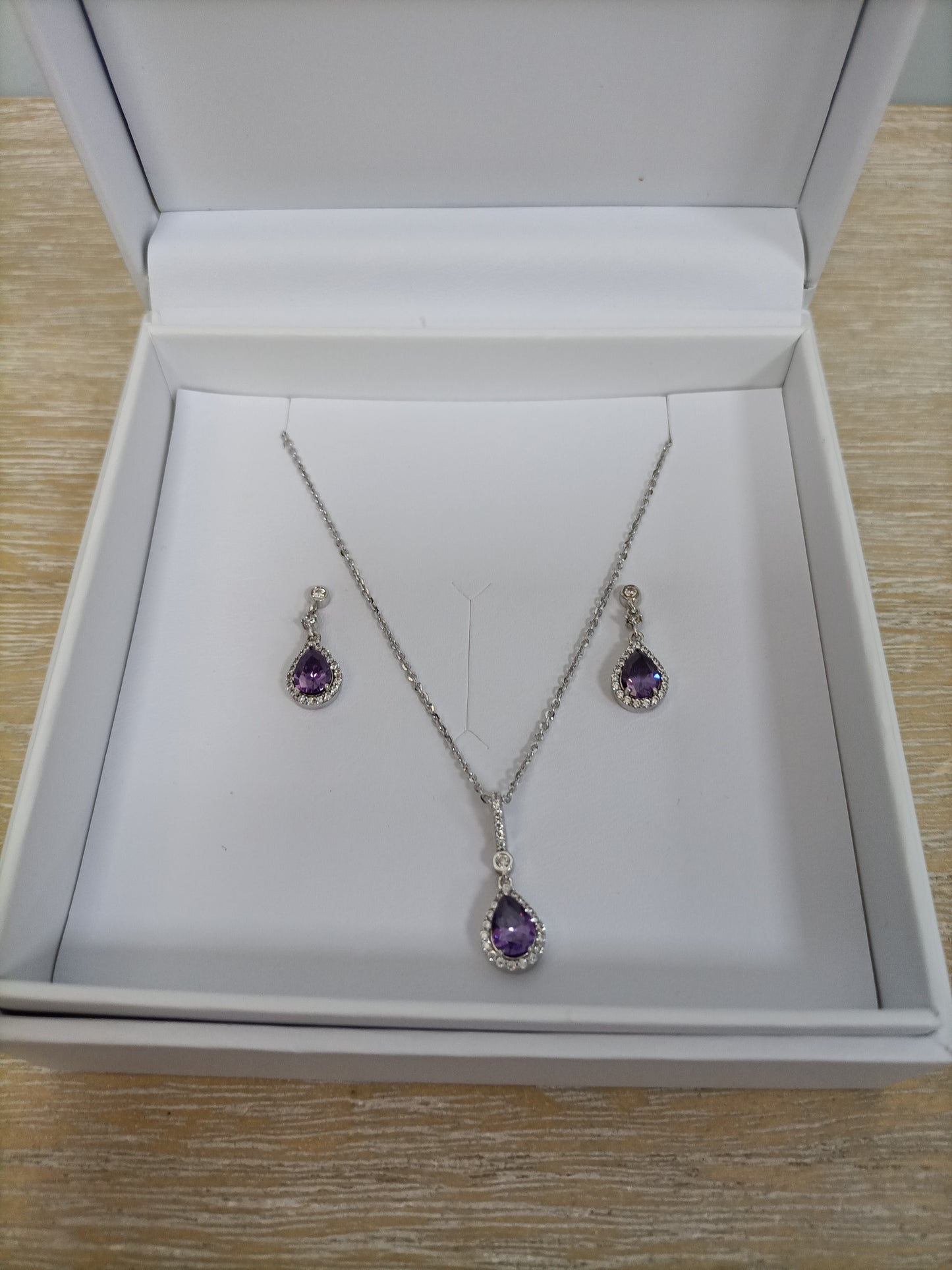 LOTUS. Conjunto pendientes y colgantes