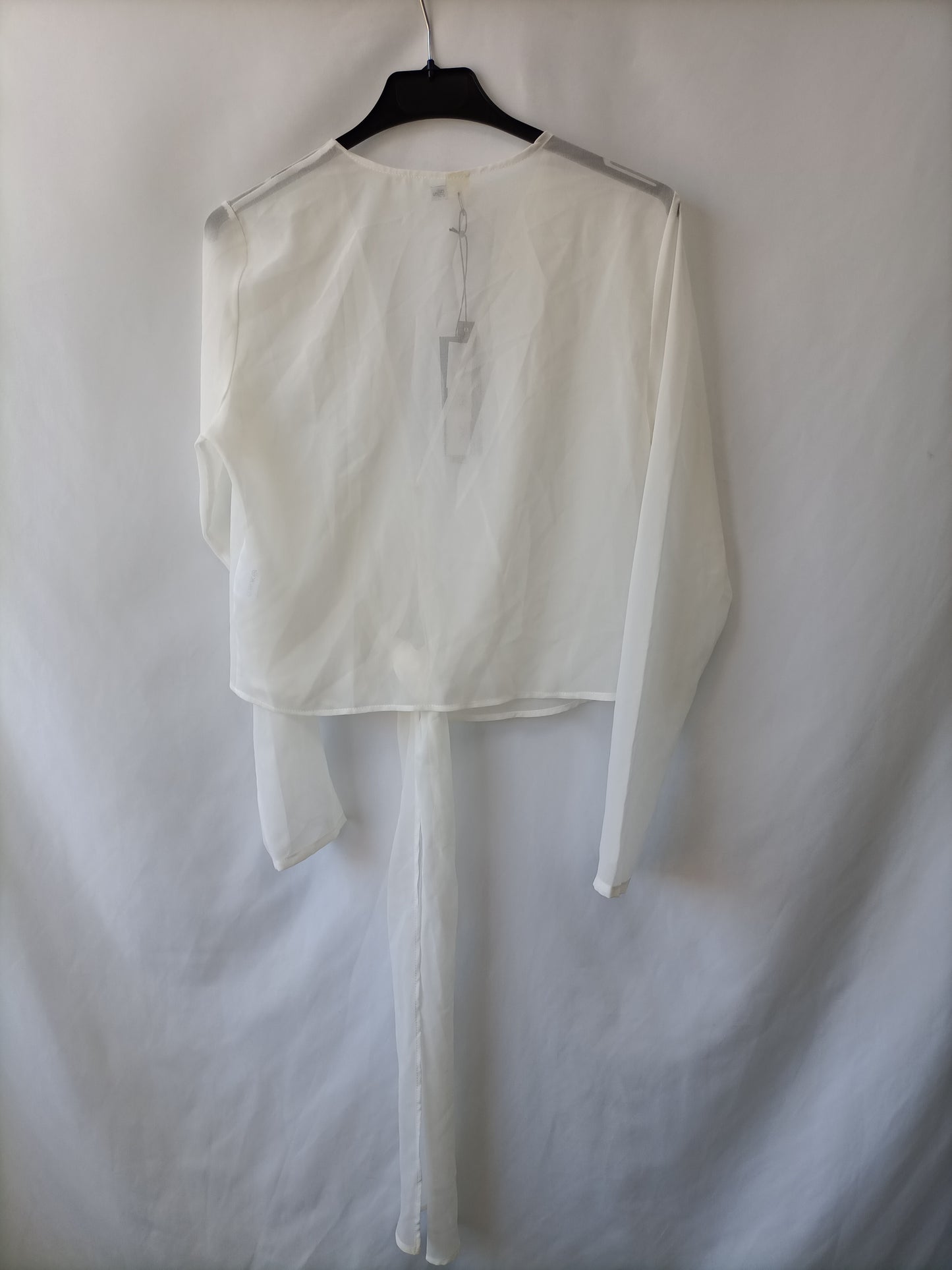 ETXART&PANNO. Blusa blanca lazada T.s