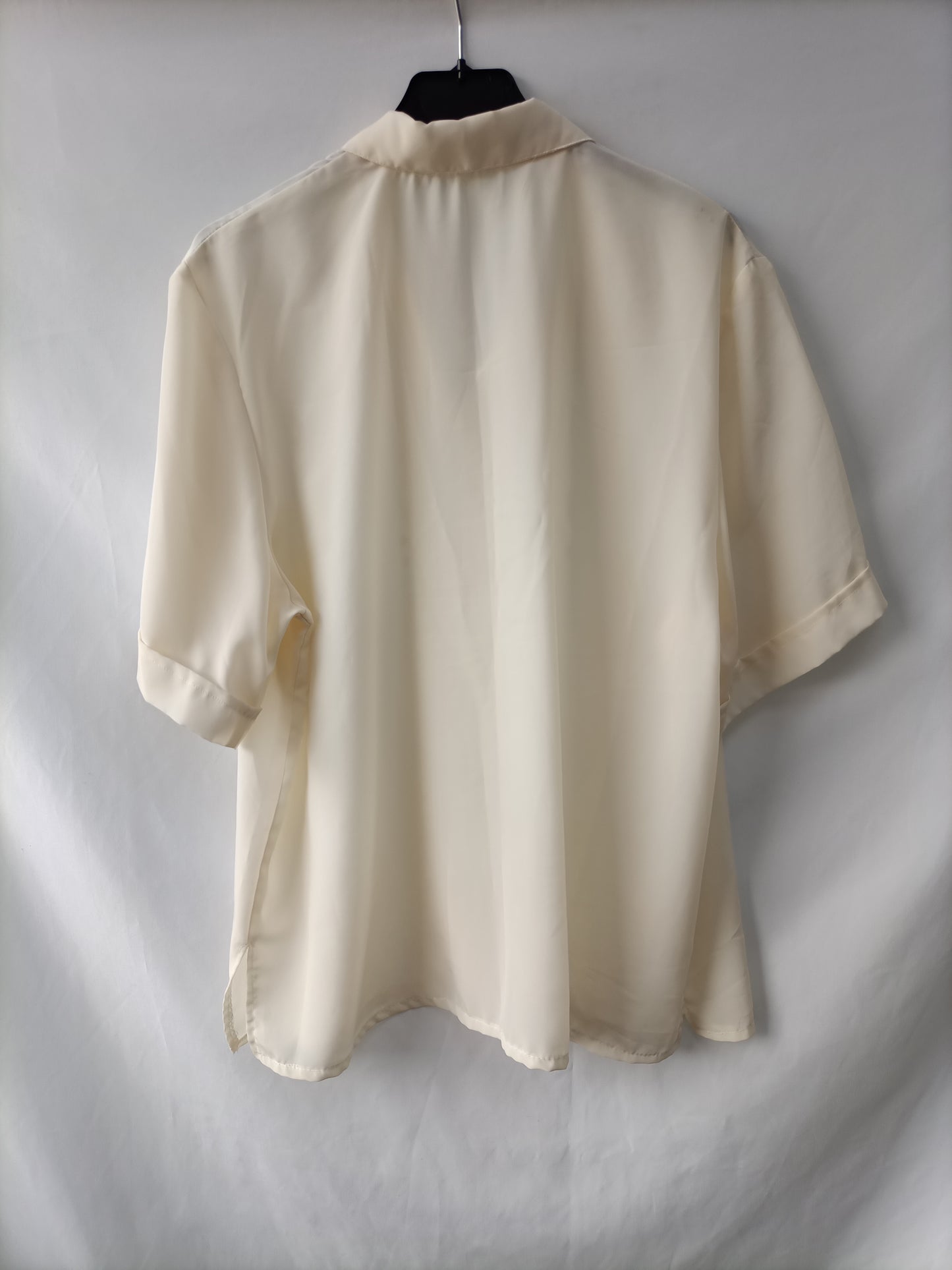 OTRAS. Blusa beige vintage T.u(m/l)