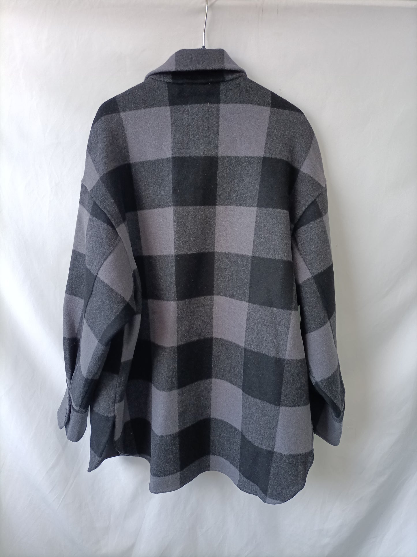 H&M. Checkered flannel coat Tm