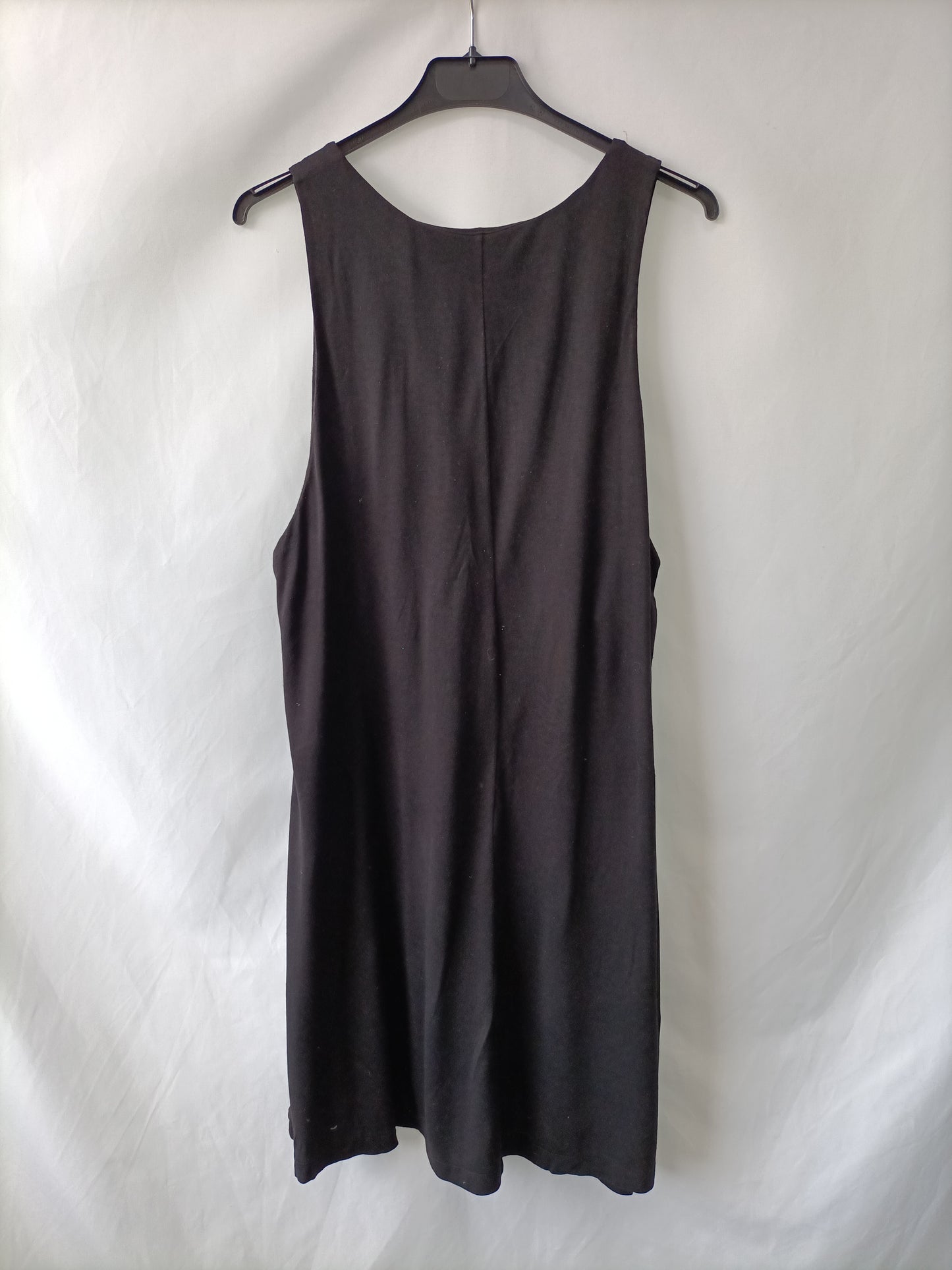 H&M. Vestido básico negro T.m