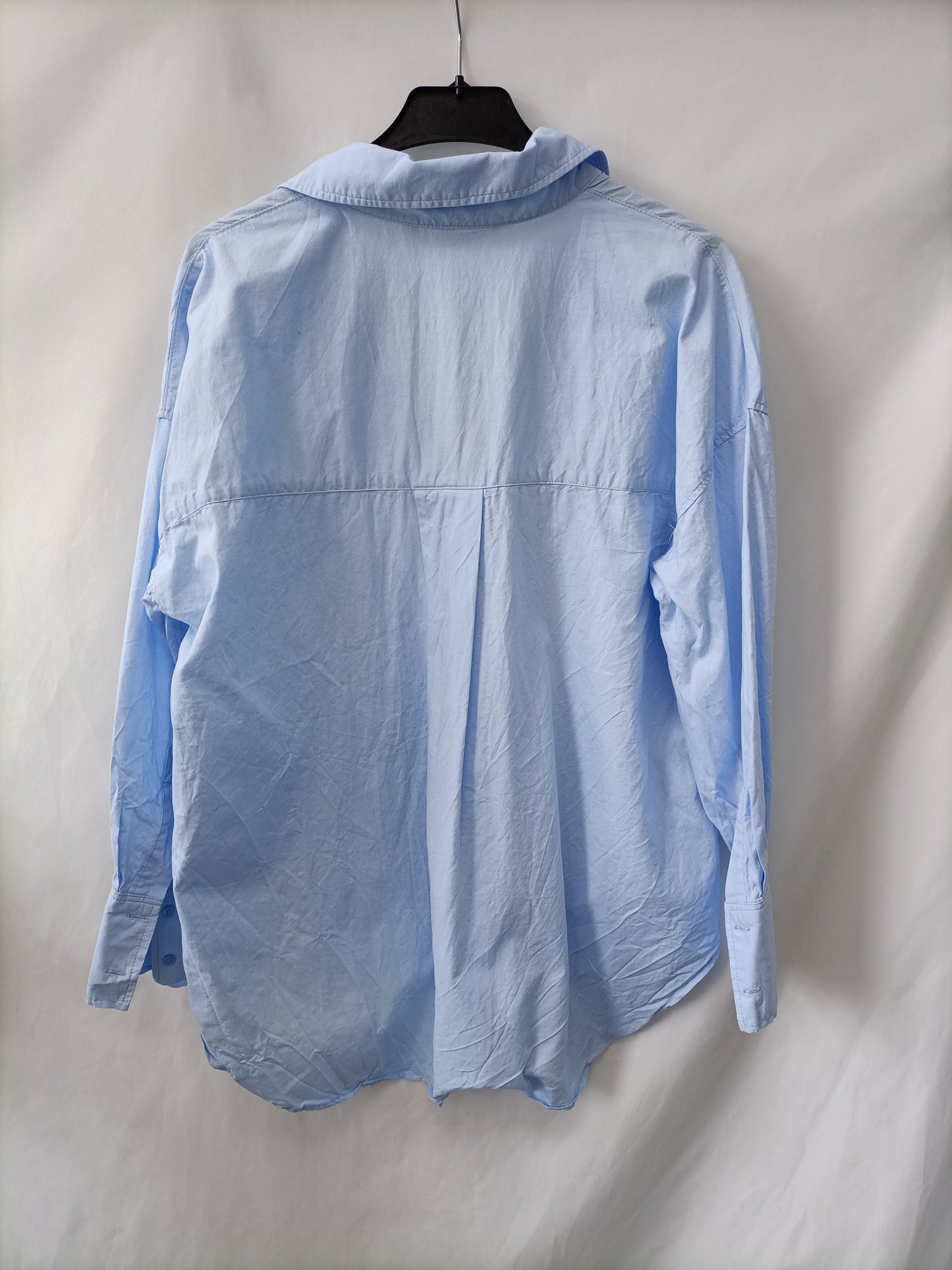 ZARA. Oversized blue shirt Ts