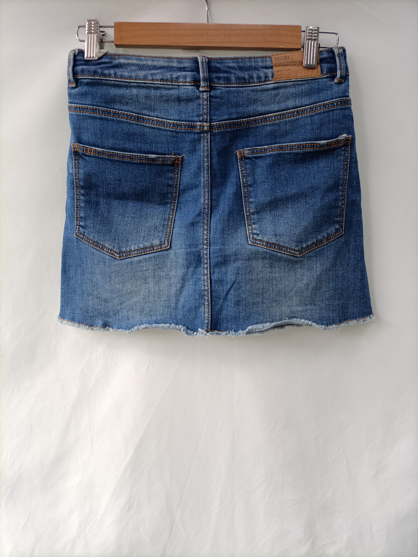 ZARA. Falda vaquera corta T.11/12