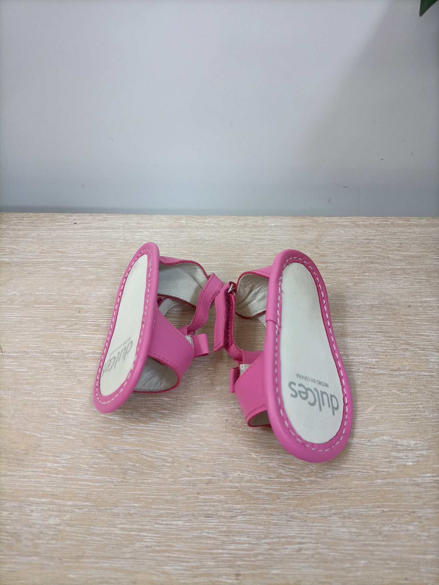 SWEETS. Pink sandals size 16
