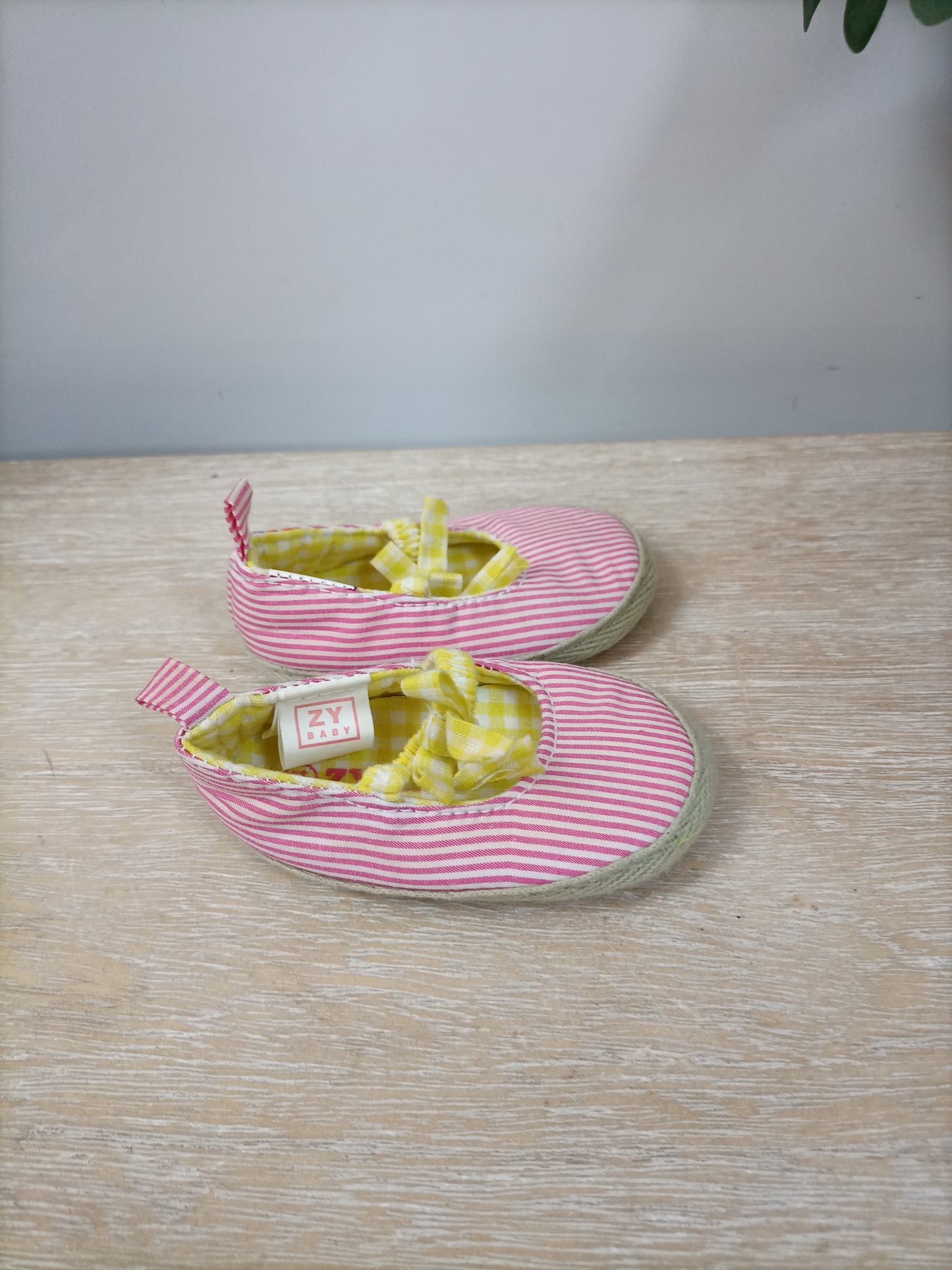 ZY BABY. Striped espadrilles T.14