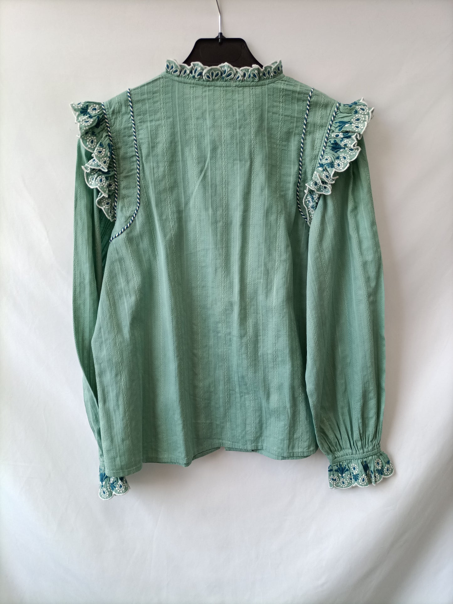 SÉZANE.Blusa verde agua T.36